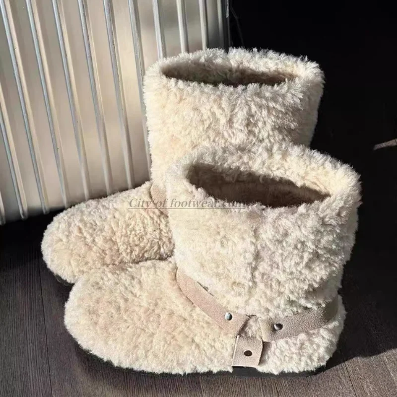 Women's white/brown lamb's hair flats snow boots round toe winter warm fur soft mid calf boots 2026 luxury designer shoes
Women's white/brown lamb's hair flats snow boots round toe winter warm fur soft mid calf boots 2026 luxury designer shoes