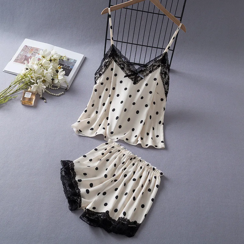 Сексуальный комплект пижамы: топ на бретельках и шорты, женская кружевная пижама, домашняя одежда, летняя шелковистая атласная интимная одежда
Сексуальный комплект пижамы: топ на бретельках и шорты, женская кружевная пижама, домашняя одежда, летняя шелковистая атласная интимная одежда