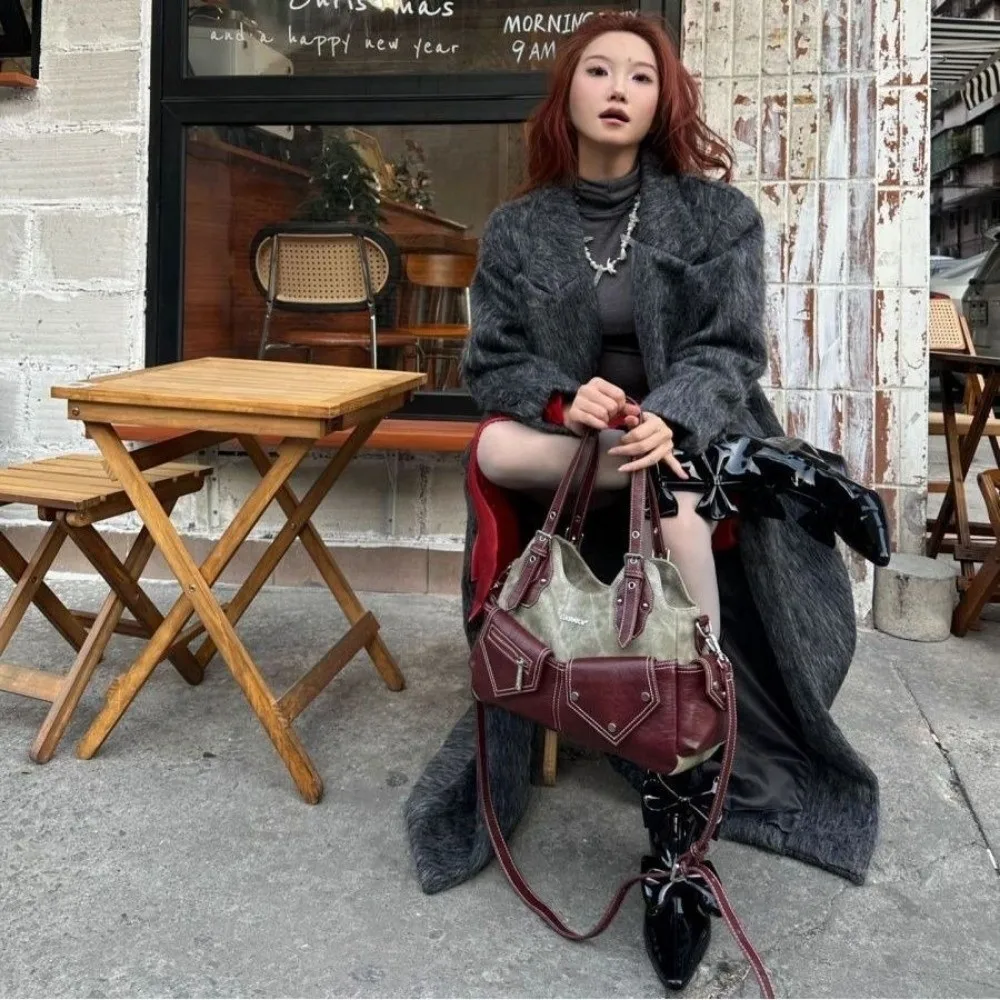 PU Women's Shoulder Bag Crossed Color with Denim Patchwork Crossbody Bag Large Capacity Casual Design Armpit Handbag
PU Women's Shoulder Bag Crossed Color with Denim Patchwork Crossbody Bag Large Capacity Casual Design Armpit Handbag