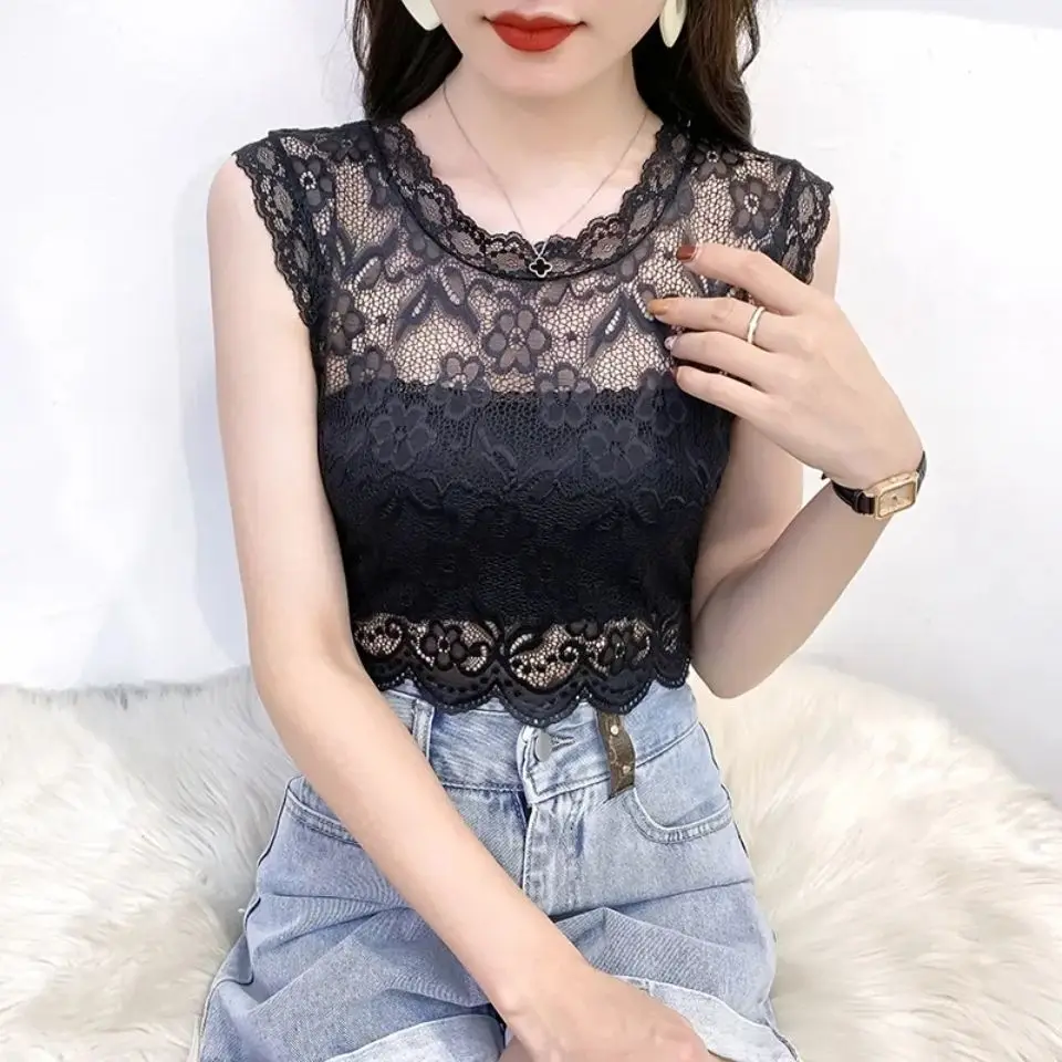 Women's Lace Hollow out Vest round Neck Half Body Base Shirt Anti Exposure Wrap Chest Tube Top Commute Style Slim Fit
Women's Lace Hollow out Vest round Neck Half Body Base Shirt Anti Exposure Wrap Chest Tube Top Commute Style Slim Fit