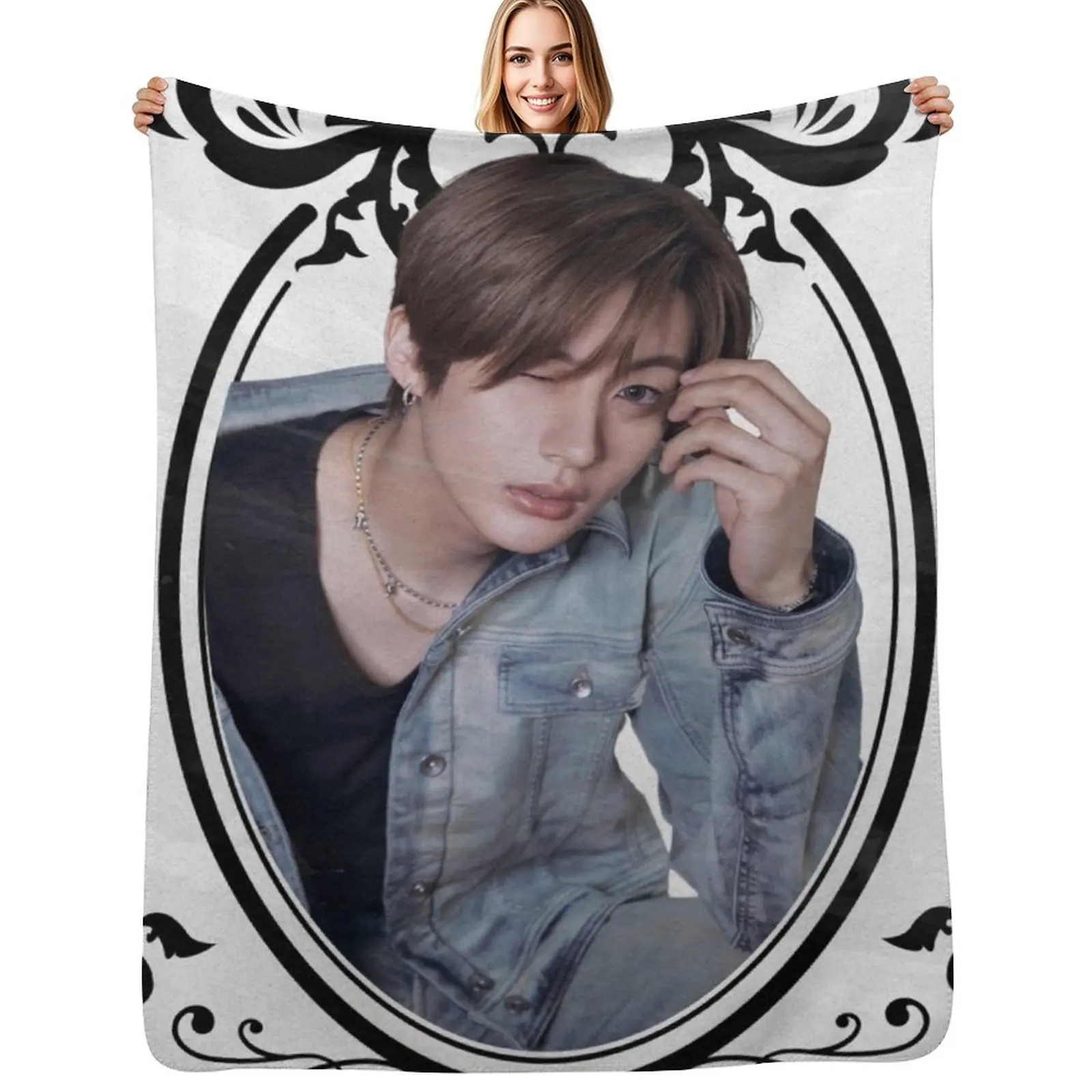Riize Anton Throw Blanket Compact Warm Blanket for Car Road Trip
Riize Anton Throw Blanket Compact Warm Blanket for Car Road Trip
