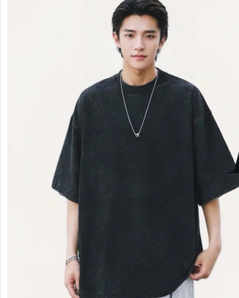Summer loose oversized solid color T-shirt for both men and women, 230G pure cotton washed retro vintage vintage street fashion
Summer loose oversized solid color T-shirt for both men and women, 230G pure cotton washed retro vintage vintage street fashion