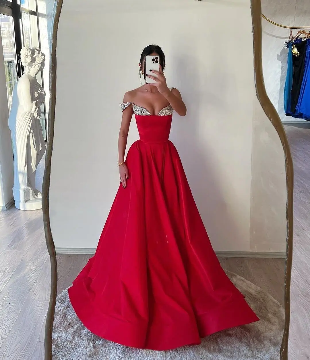 Customized Temperament Sweetheart Spaghetti Straps Crystal Evening Dresses Luxury Zipper Back Vestido De Festa Vestido De Noche
Customized Temperament Sweetheart Spaghetti Straps Crystal Evening Dresses Luxury Zipper Back Vestido De Festa Vestido De Noche