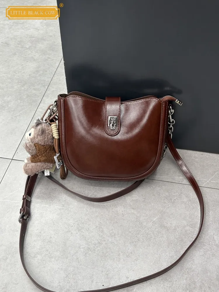 Седельная сумка в британском стиле, женская сумка из искусственной кожи с пряжкой, женская дизайнерская уличная повседневная сумка через плечо под мышками
Седельная сумка в британском стиле, женская сумка из искусственной кожи с пряжкой, женская дизайнерская уличная повседневная сумка через плечо под мышками