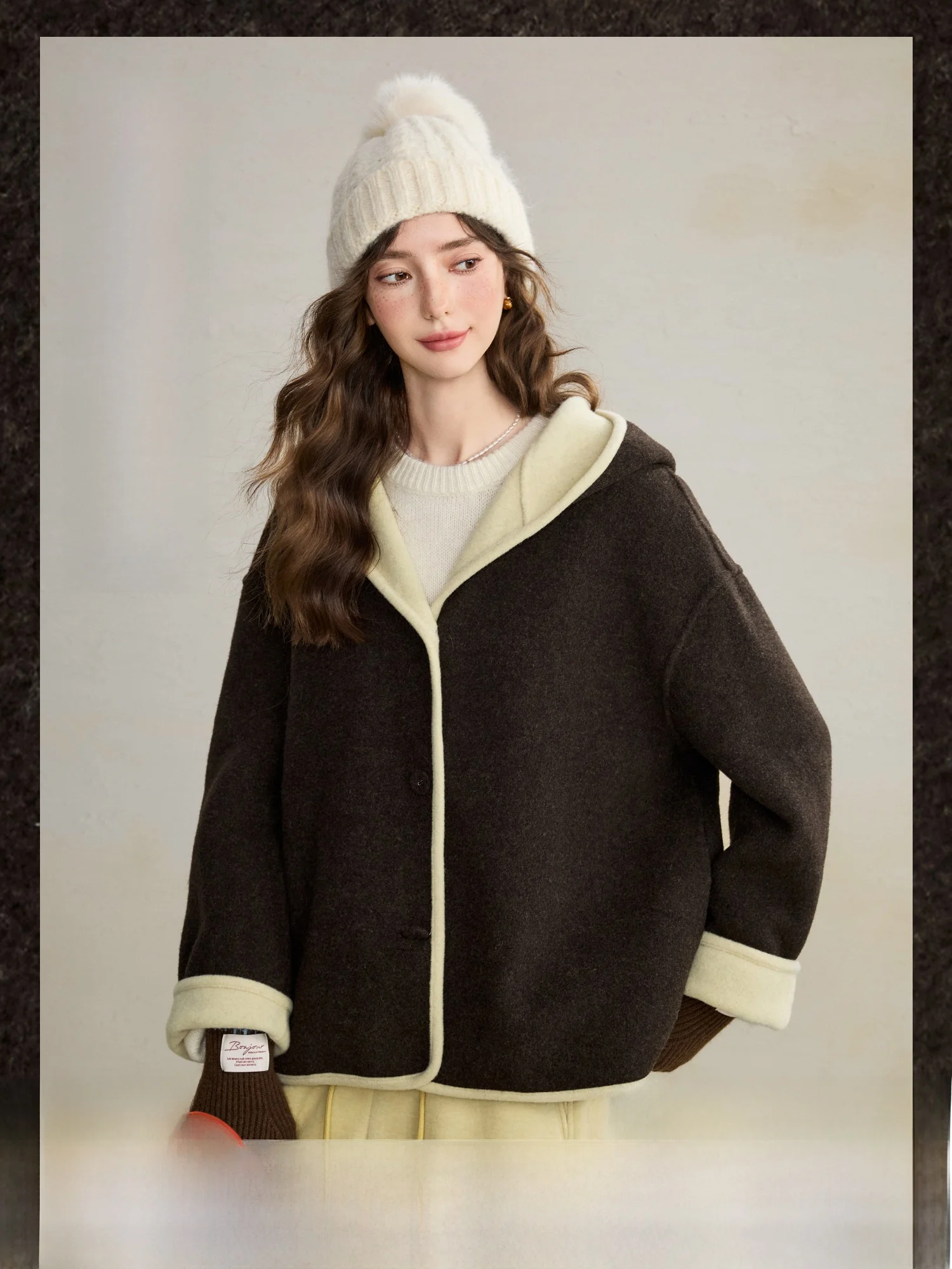 Осенне-зимнее теплое пальто из тонкой верблюжьей шерсти в двух цветах, контрастное, маленького размера, шерстяная куртка
Осенне-зимнее теплое пальто из тонкой верблюжьей шерсти в двух цветах, контрастное, маленького размера, шерстяная куртка