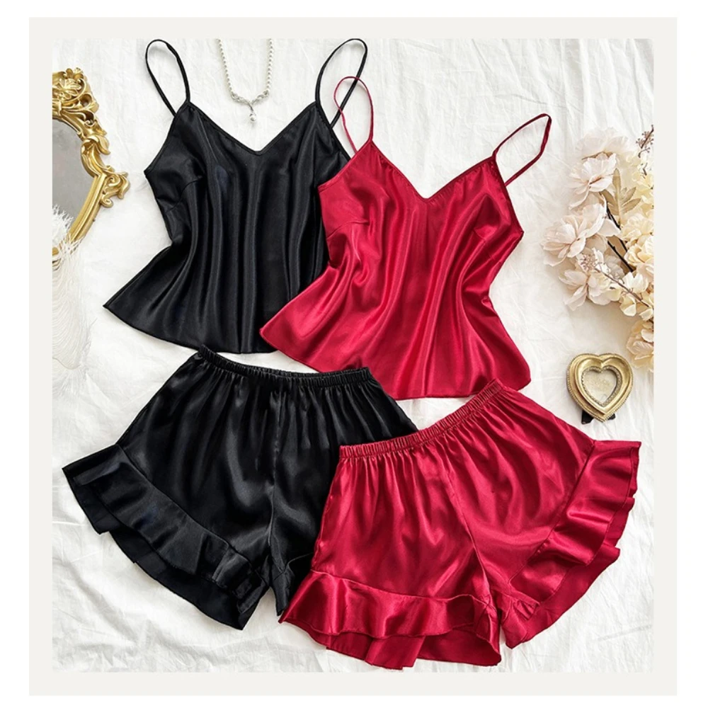 Sexy and Seductive, Cool and Comfortable, Thin Suspender Shorts Set, Home Wear, Ice Silk Pajamas
Sexy and Seductive, Cool and Comfortable, Thin Suspender Shorts Set, Home Wear, Ice Silk Pajamas