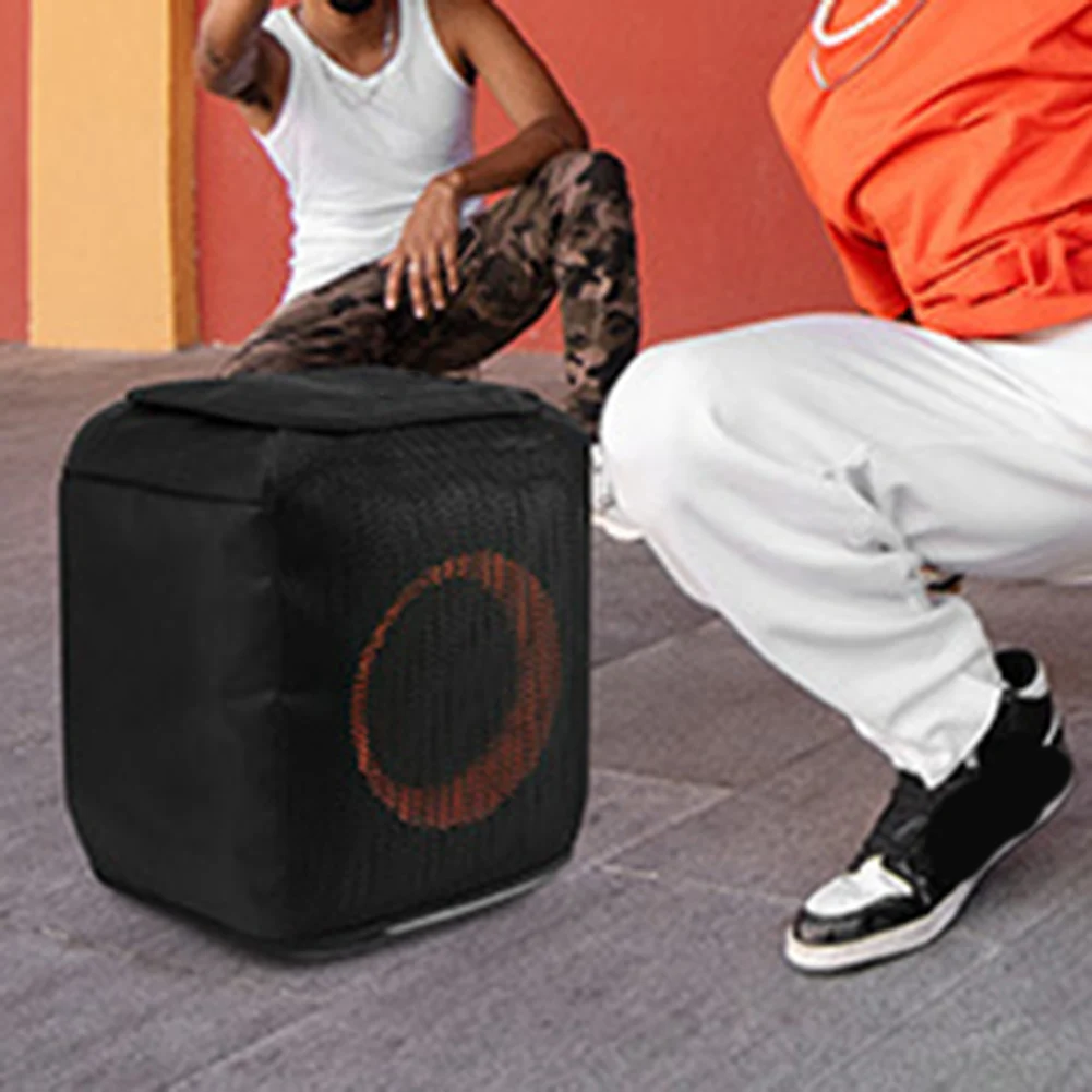 Чехол для переноски JBL PartyBox Encore Essential защищает от пыли, влаги и других элементов во время путешествий
Чехол для переноски JBL PartyBox Encore Essential защищает от пыли, влаги и других элементов во время путешествий