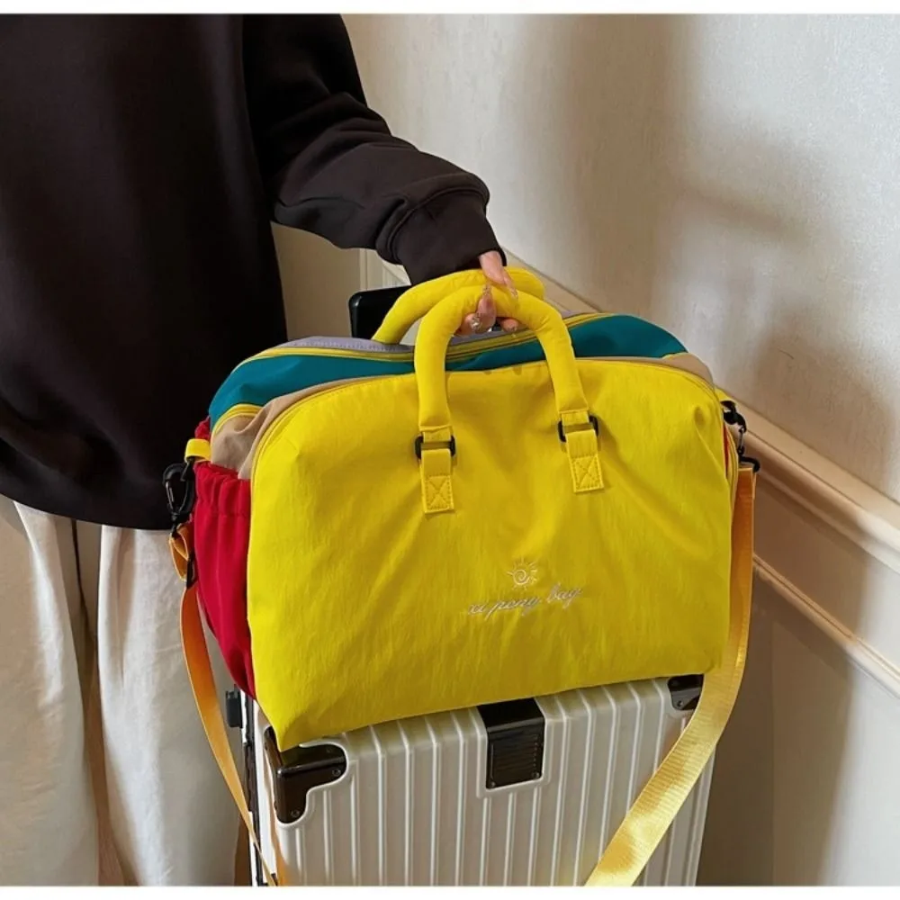 New with Shoes Compartment Gym Bag Large Capacity Lightweight Duffel Bag Travel Duffle Bag Autumn Winter
New with Shoes Compartment Gym Bag Large Capacity Lightweight Duffel Bag Travel Duffle Bag Autumn Winter