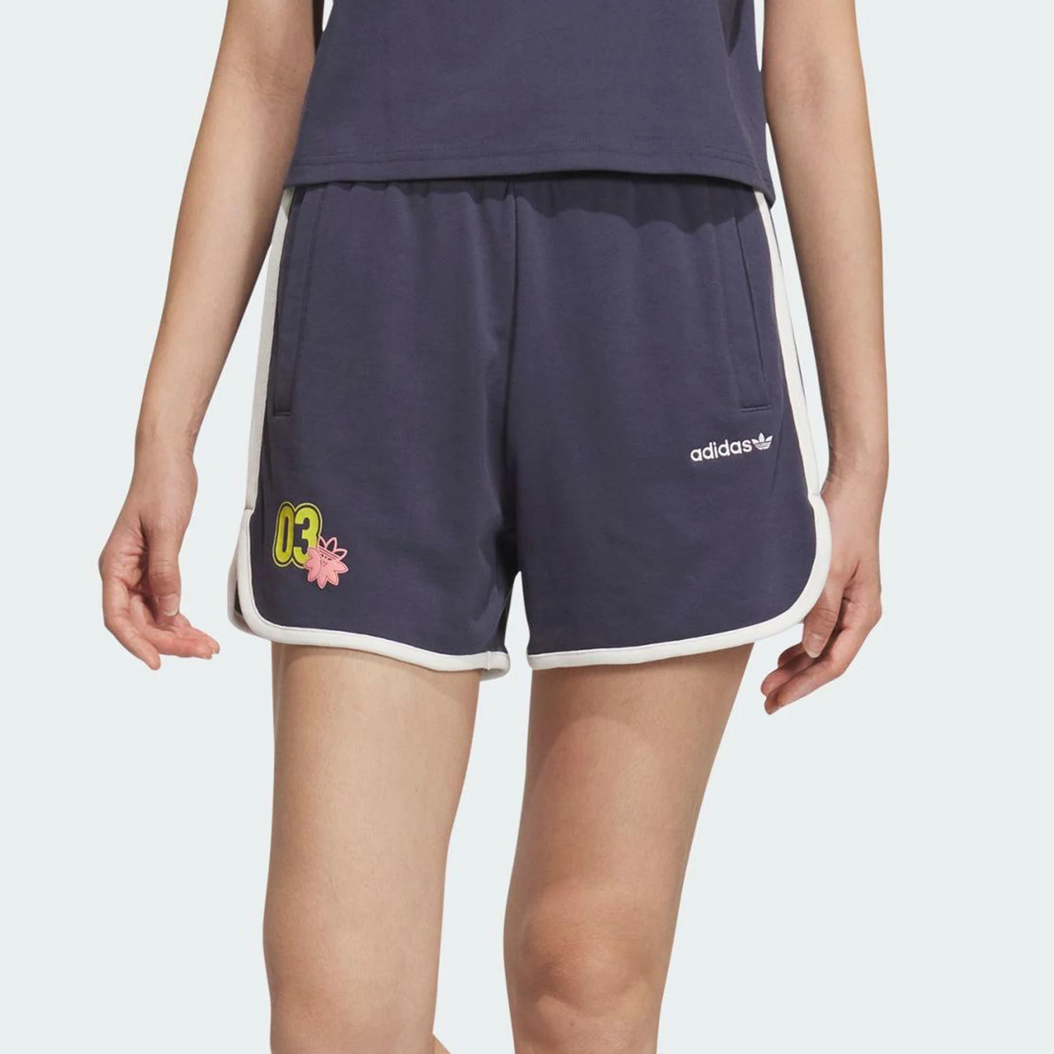 Adidas genuine Superstar Women's Retro Pattern Loungewear Casual Shorts JX6572
Adidas genuine Superstar Women's Retro Pattern Loungewear Casual Shorts JX6572