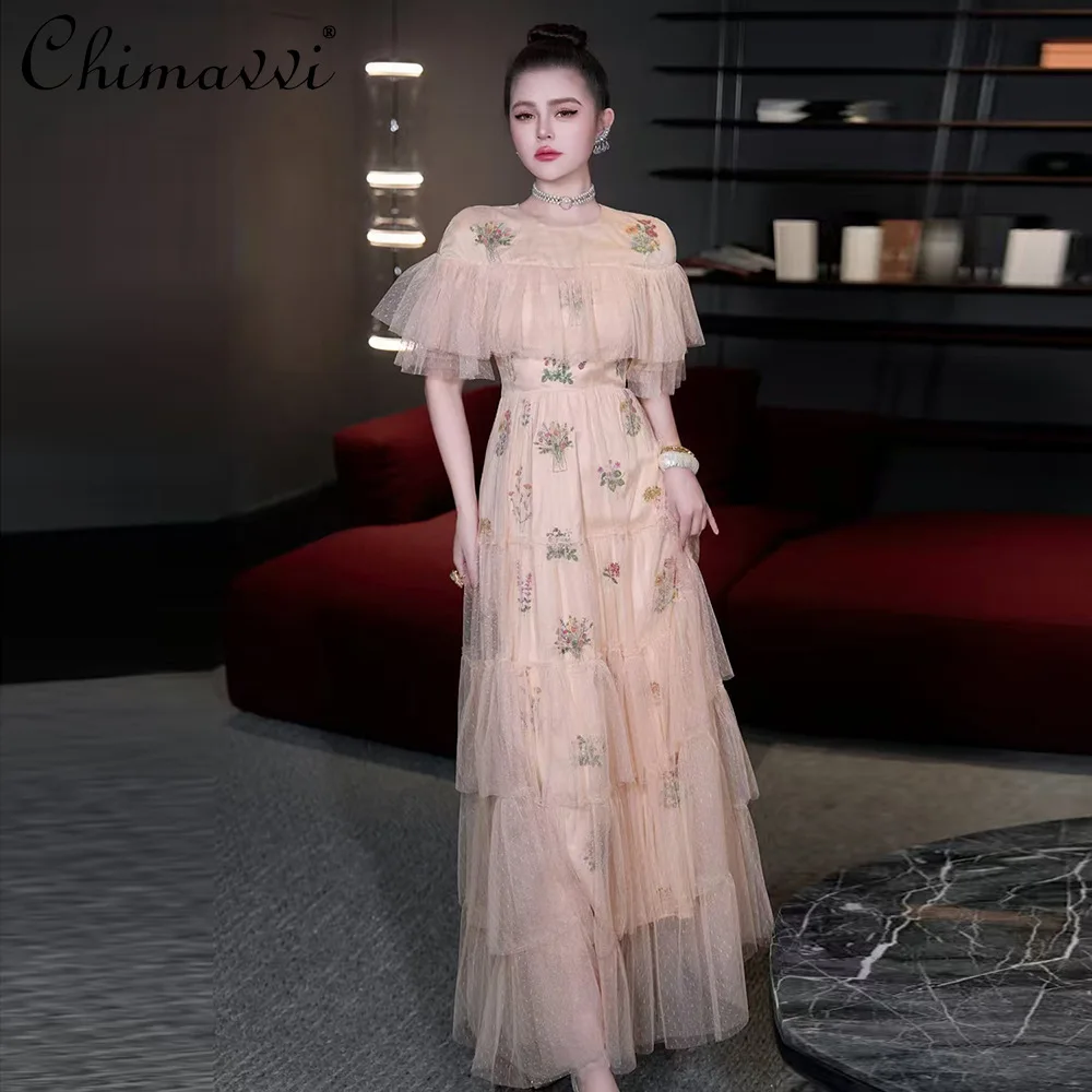 Spring Summer New French Style Women's Fashion Round Neck Short Sleeve Heavy Mesh Embroidery Dress Elegant Cake Long Dress
Spring Summer New French Style Women's Fashion Round Neck Short Sleeve Heavy Mesh Embroidery Dress Elegant Cake Long Dress