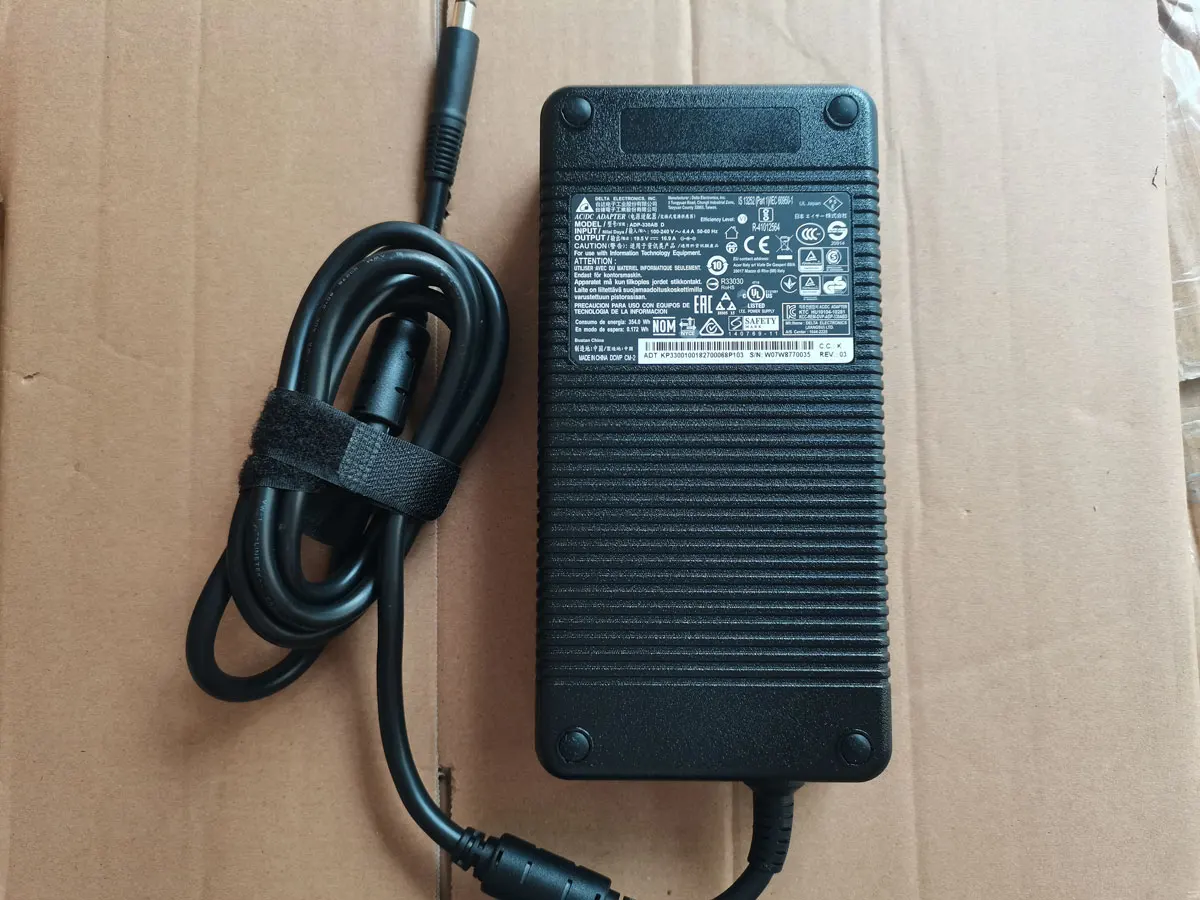 NEW OEM Delta 19.5V 16.9A 330W 7.4mm Pin AC Adapter For Acer Predator Triton 900 PT917-71-969C Gaming Laptop RTX2080 Charger
NEW OEM Delta 19.5V 16.9A 330W 7.4mm Pin AC Adapter For Acer Predator Triton 900 PT917-71-969C Gaming Laptop RTX2080 Charger