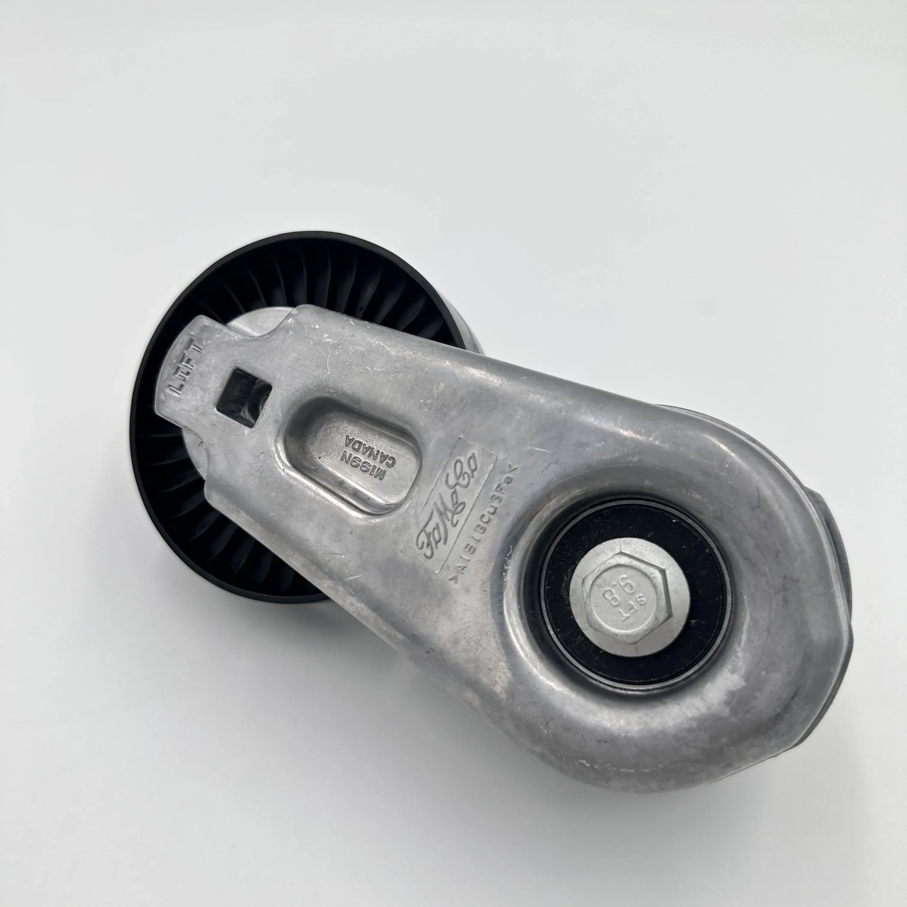 Auto Spare Parts Drive Belt Tensioner JDE11364 LR016140 LR035493 LR011335 AJ813574 LR039517 For Land Rover Discovery 4
Auto Spare Parts Drive Belt Tensioner JDE11364 LR016140 LR035493 LR011335 AJ813574 LR039517 For Land Rover Discovery 4
