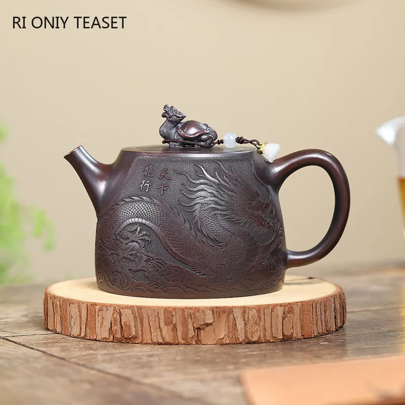 330ml Chinese Yixing Tradition Purple Clay Teapots Handmade Dragon Pattern Zisha Tea Pot Beauty Tea Infuser Kettle Tea Set
330ml Chinese Yixing Tradition Purple Clay Teapots Handmade Dragon Pattern Zisha Tea Pot Beauty Tea Infuser Kettle Tea Set