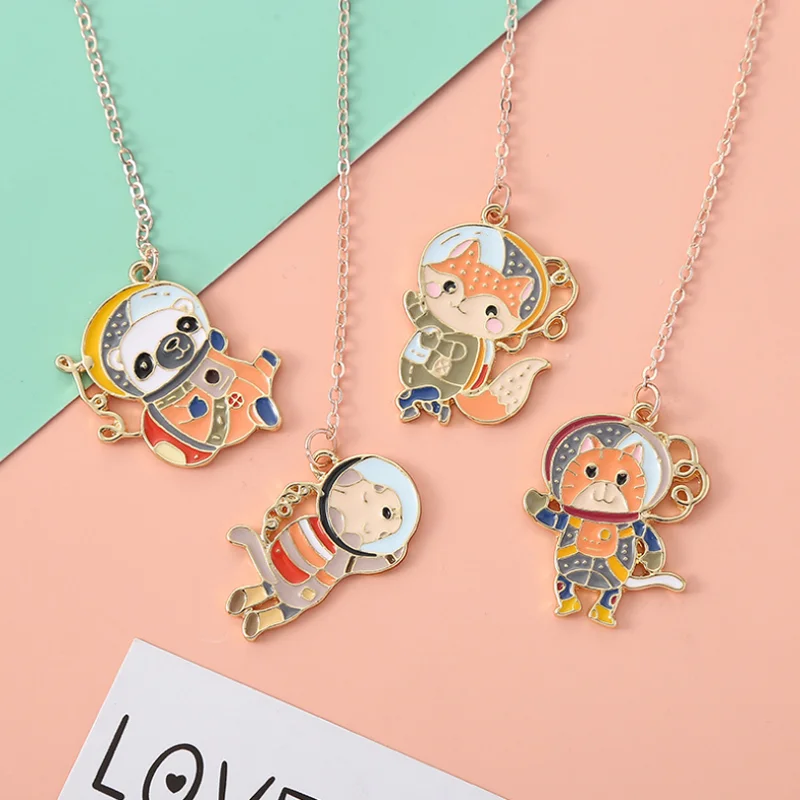 Cute Antenna Baby Astronaut Bookmark Bookclip Tab Alloy Bookmark Pendant Accessories Escolar Papelaria Office School Stationery
Cute Antenna Baby Astronaut Bookmark Bookclip Tab Alloy Bookmark Pendant Accessories Escolar Papelaria Office School Stationery