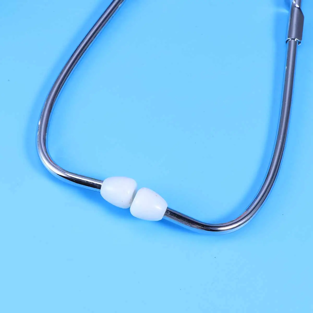 Double Head Stethoscope Portable Stethoscope for Heart Lung Auscultation Clear Sound Noise Free Hospital Clinic School
Double Head Stethoscope Portable Stethoscope for Heart Lung Auscultation Clear Sound Noise Free Hospital Clinic School