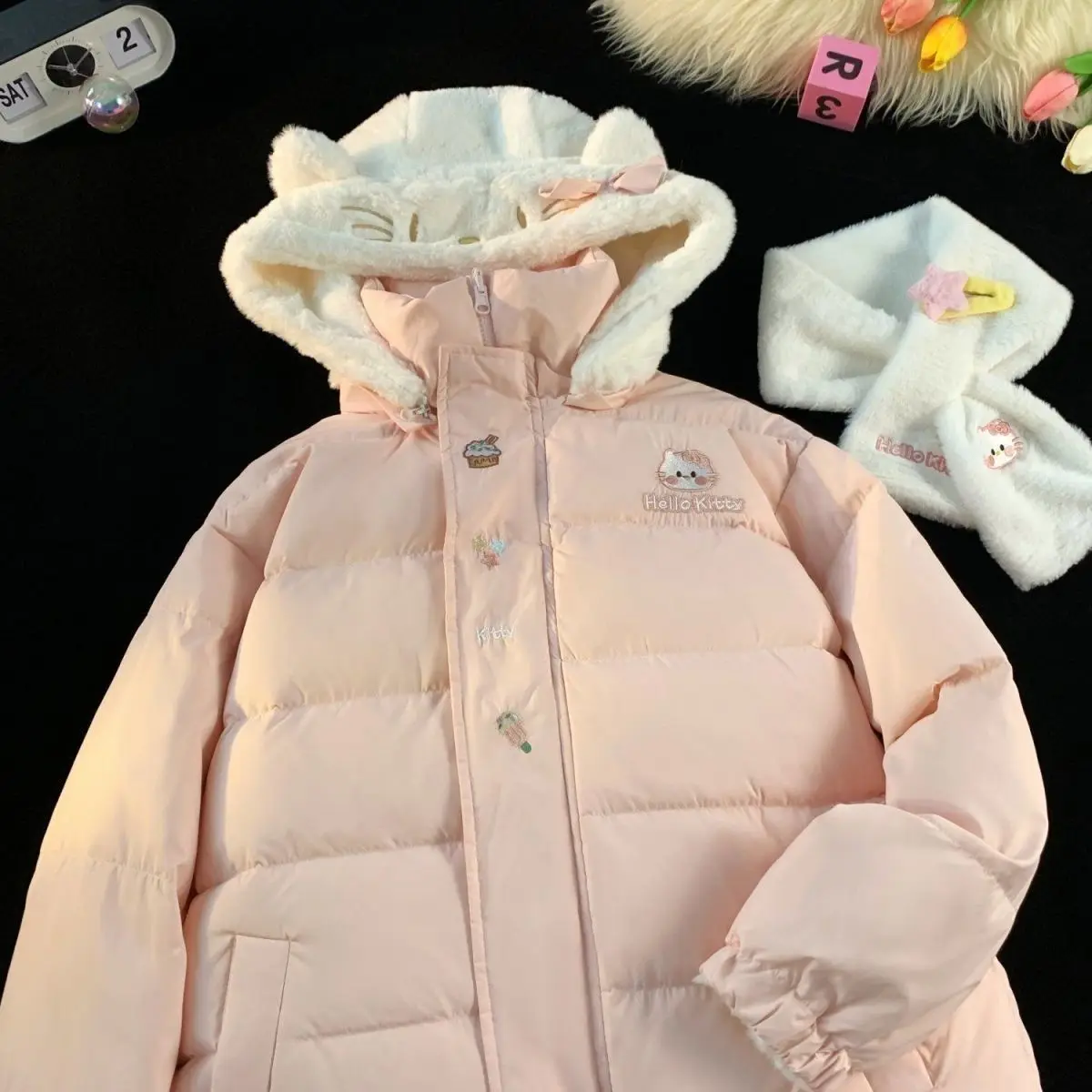 Y2K Sanrio Hello Kitty Cinnamoroll Puffer Jacket Big Plush Ear Hood Warm Coat Lovely Star Pin Decor Casual Winter Outercoat
Y2K Sanrio Hello Kitty Cinnamoroll Puffer Jacket Big Plush Ear Hood Warm Coat Lovely Star Pin Decor Casual Winter Outercoat