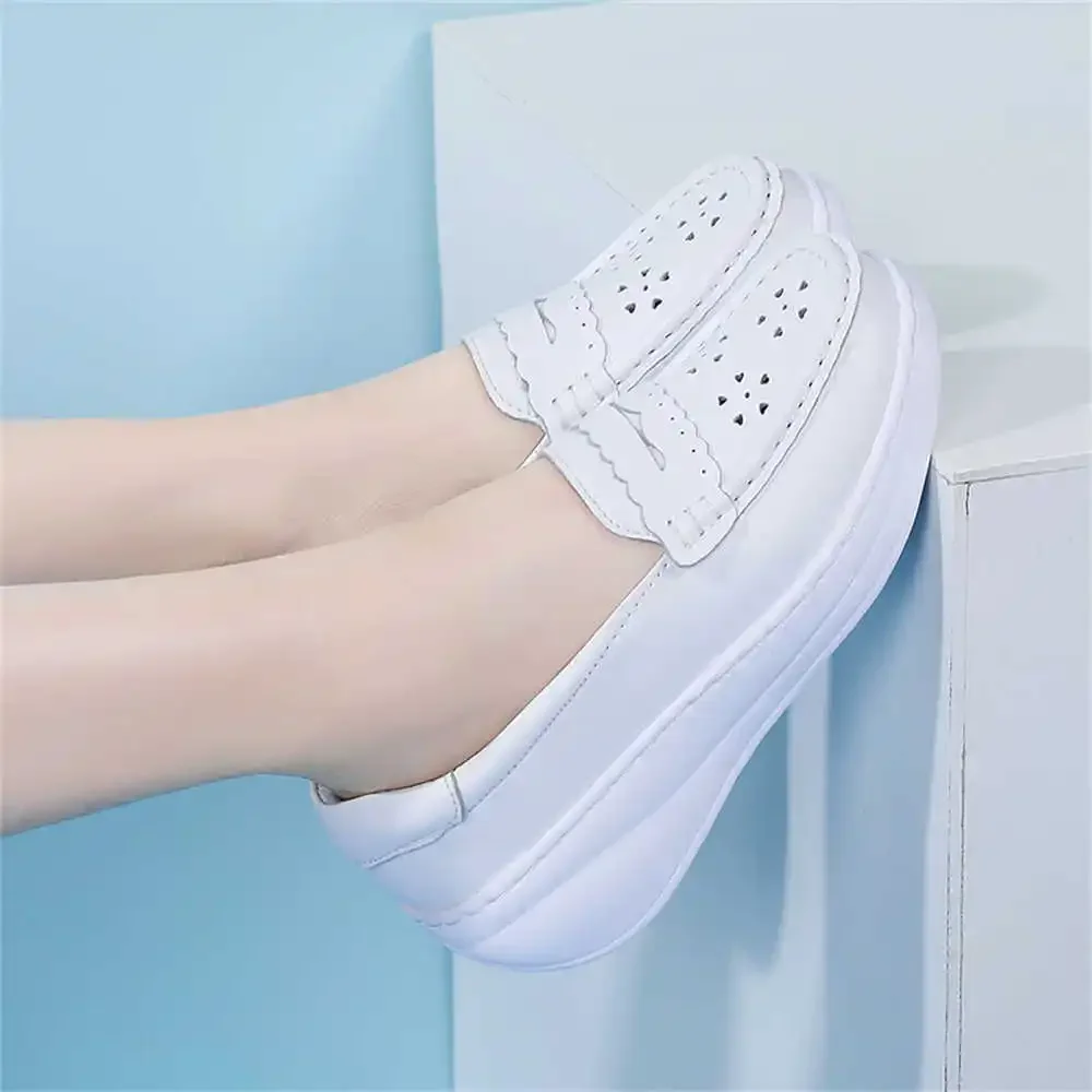 Sky Blue Large Size Sports Women Sneakers Golf Skate Shoes Women Red Loafers Visitors Particular Sepatu Entertainment
Sky Blue Large Size Sports Women Sneakers Golf Skate Shoes Women Red Loafers Visitors Particular Sepatu Entertainment