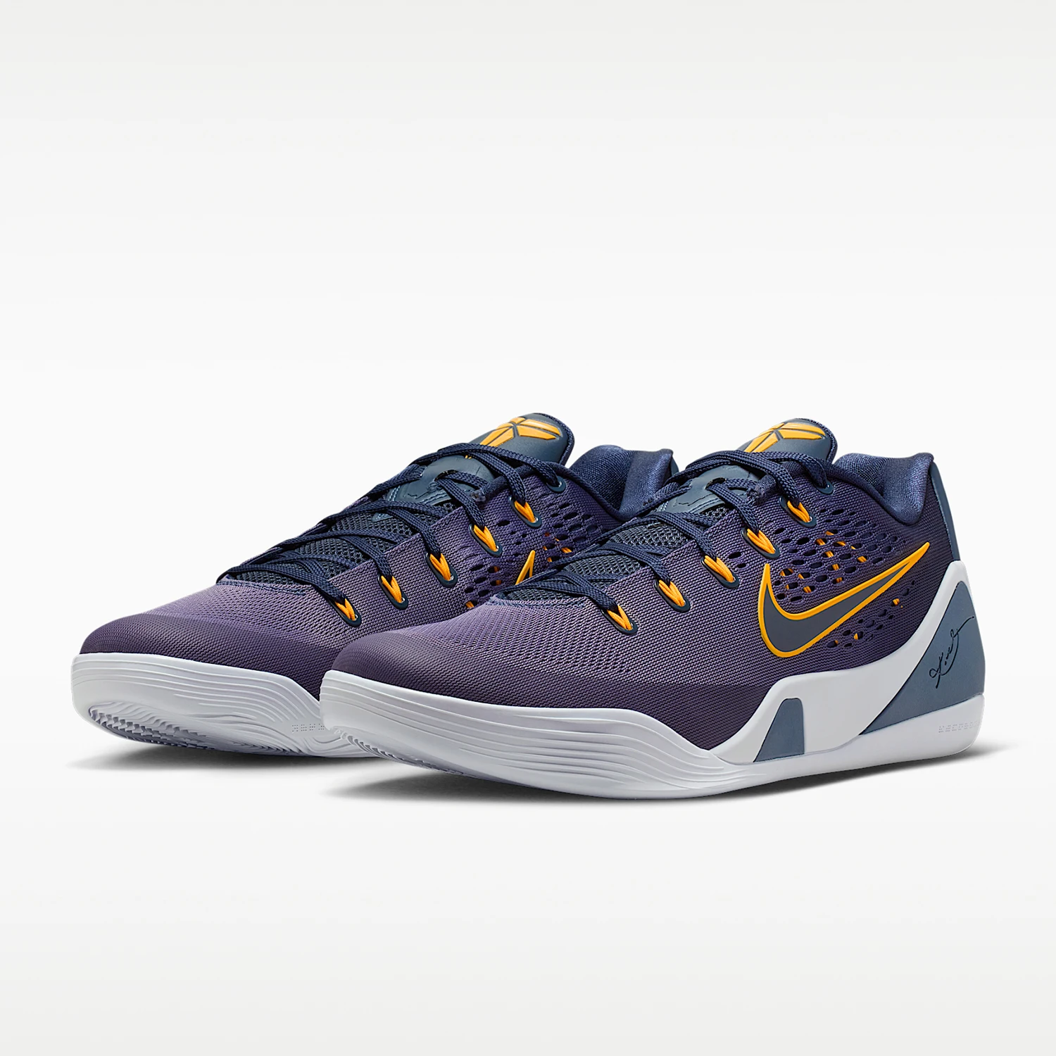 Nike Authentic Four Seasons Style Men's Lightweight Breathable Game Sports Basketball Shoes IH1401-401
Nike Authentic Four Seasons Style Men's Lightweight Breathable Game Sports Basketball Shoes IH1401-401