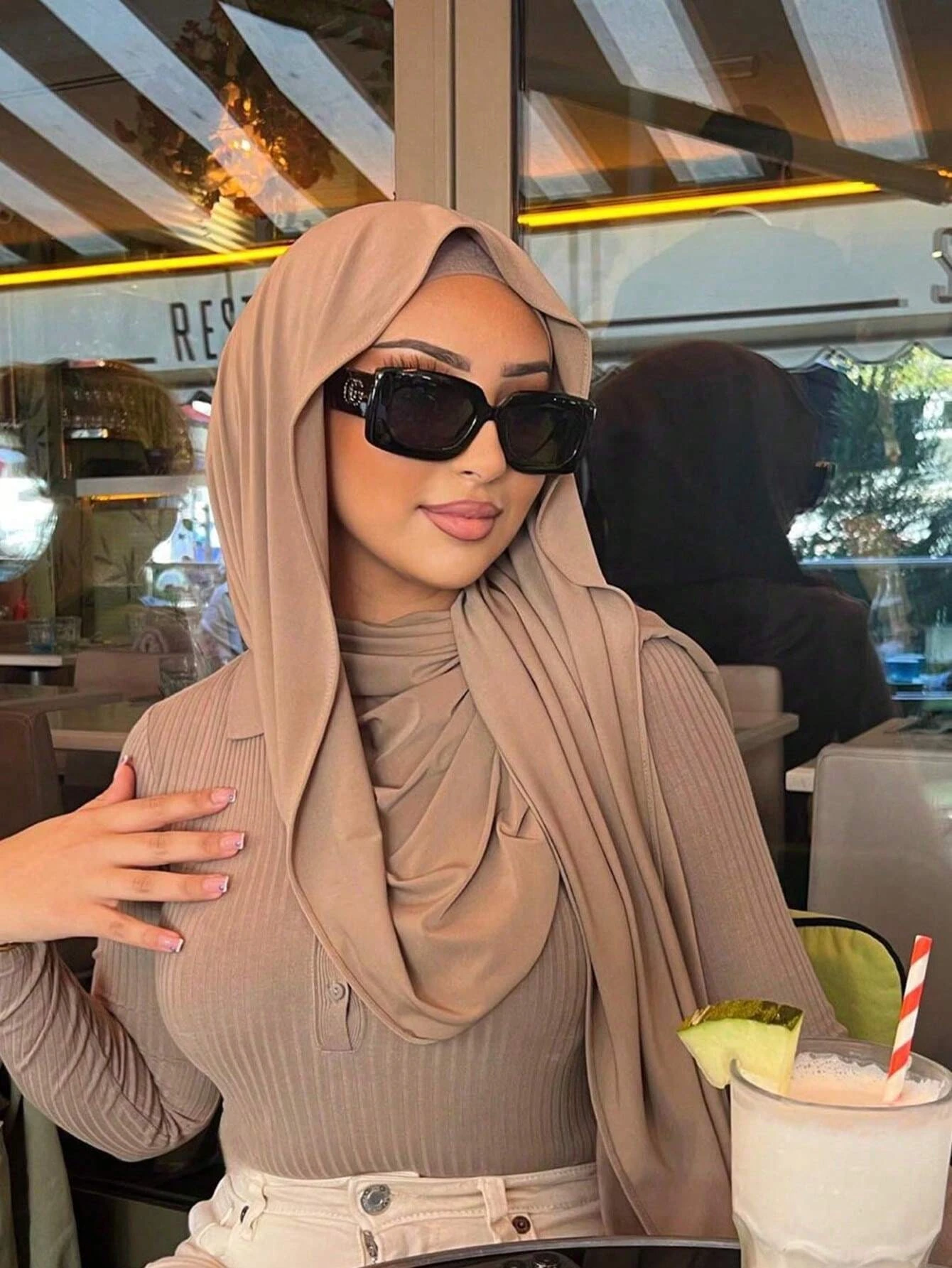 Большой размер 80*180 см модал из чистого хлопка мусульманский трикотаж хиджаб женский однотонный шарф Рамадан длинная шаль простой мягкий тюрбан повязка на голову
Большой размер 80*180 см модал из чистого хлопка мусульманский трикотаж хиджаб женский однотонный шарф Рамадан длинная шаль простой мягкий тюрбан повязка на голову