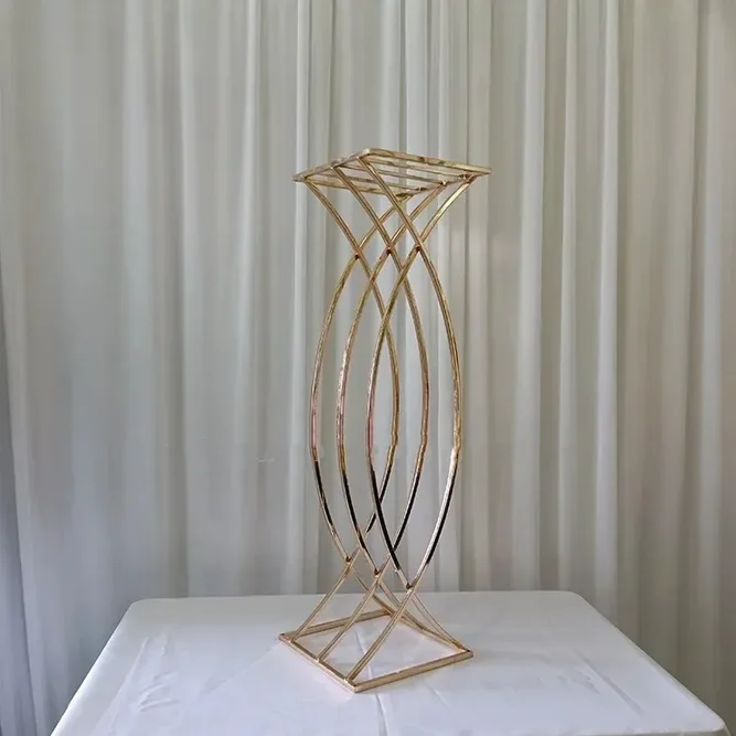 set of stainless steel shiny gold wedding arches, banquet performances, party decorations, tabletop floral props
set of stainless steel shiny gold wedding arches, banquet performances, party decorations, tabletop floral props