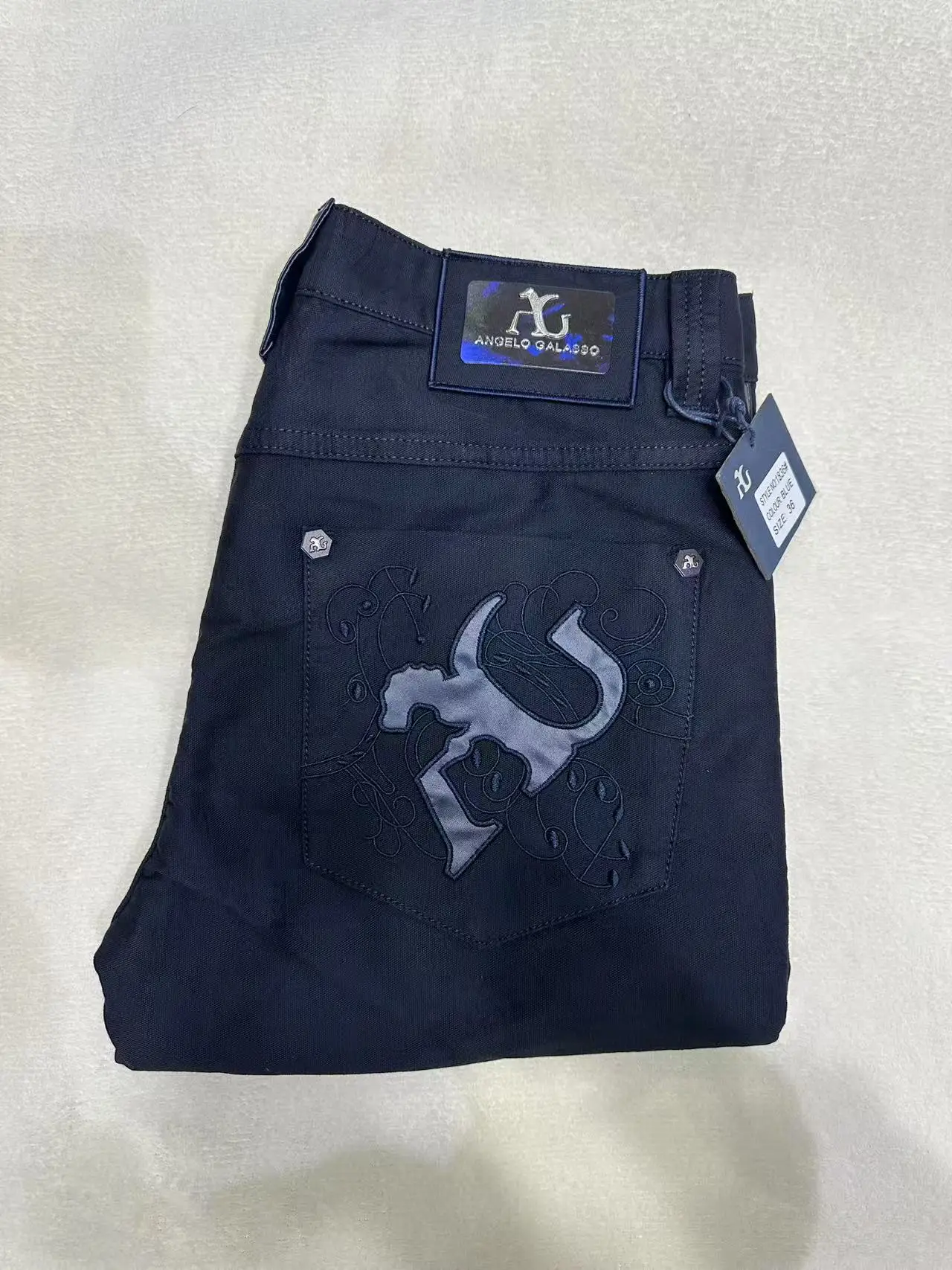 BILLIONAIRE BLSK CPRT Jeans Men 2025 Spring Summer new business Embroidery comfortable elasticity Sports Big size 34-42 Pants
BILLIONAIRE BLSK CPRT Jeans Men 2025 Spring Summer new business Embroidery comfortable elasticity Sports Big size 34-42 Pants