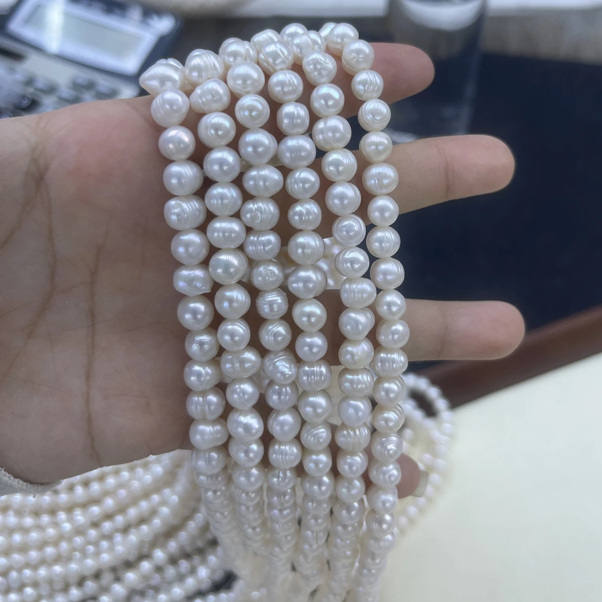 A 7-8mm Potato Shape Natural Freshwater Pearl Loose Beads for Needlework Jewelry Making Necklace Bracelet Accessories Wholesale
A 7-8mm Potato Shape Natural Freshwater Pearl Loose Beads for Needlework Jewelry Making Necklace Bracelet Accessories Wholesale