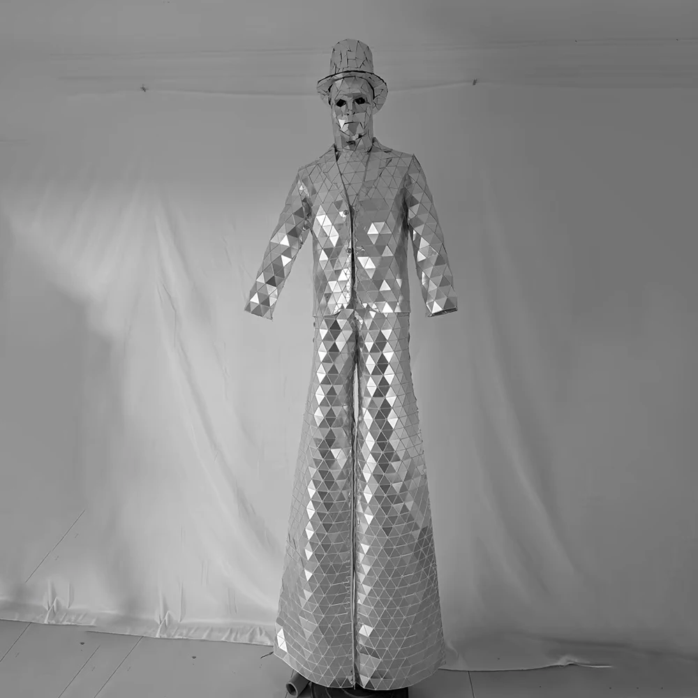 Золотистые, серебристые, зеркальные костюмы, ходунки, искусственные костюмы для Хэллоуина, для диджея, для представлений, танцевальной вечеринки, искусственные карнавальные костюмы
Золотистые, серебристые, зеркальные костюмы, ходунки, искусственные костюмы для Хэллоуина, для диджея, для представлений, танцевальной вечеринки, искусственные карнавальные костюмы