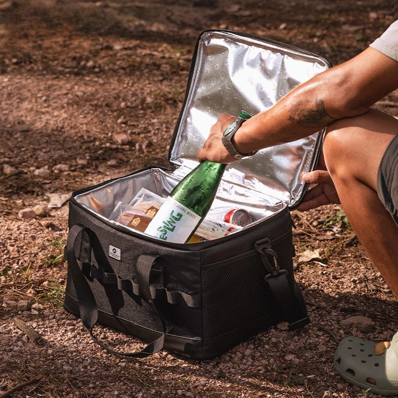 Outdoor Cooler Bag Large Capacity Picnic Freshness Preservation Ice Bag Multifunctional Beverage Box 18L Insulated Storage Bag
Outdoor Cooler Bag Large Capacity Picnic Freshness Preservation Ice Bag Multifunctional Beverage Box 18L Insulated Storage Bag