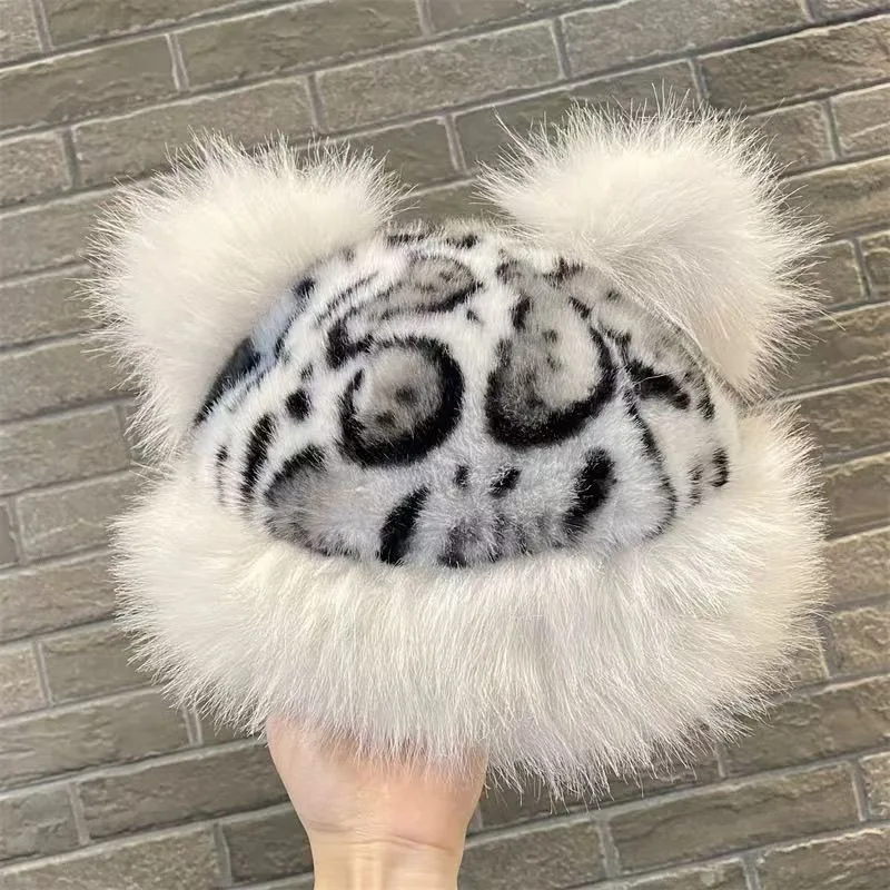 Женская теплая зимняя шапка в стиле ретро с леопардовым принтом и ушками, монгольская шапка с ушками-наушниками
Женская теплая зимняя шапка в стиле ретро с леопардовым принтом и ушками, монгольская шапка с ушками-наушниками