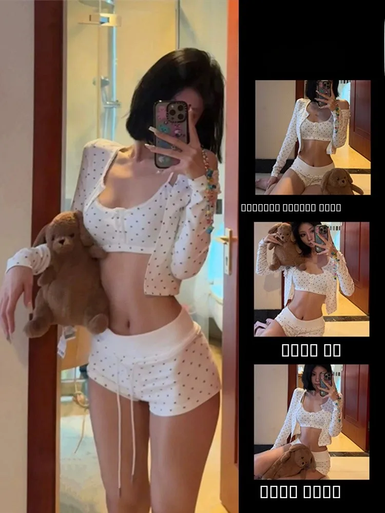 Комплект из комбинезона Pure Desire Long Sve для девочек, лето 2024, облегающий кардиган на бретельках, домашняя одежда, комплект футболок
Комплект из комбинезона Pure Desire Long Sve для девочек, лето 2024, облегающий кардиган на бретельках, домашняя одежда, комплект футболок