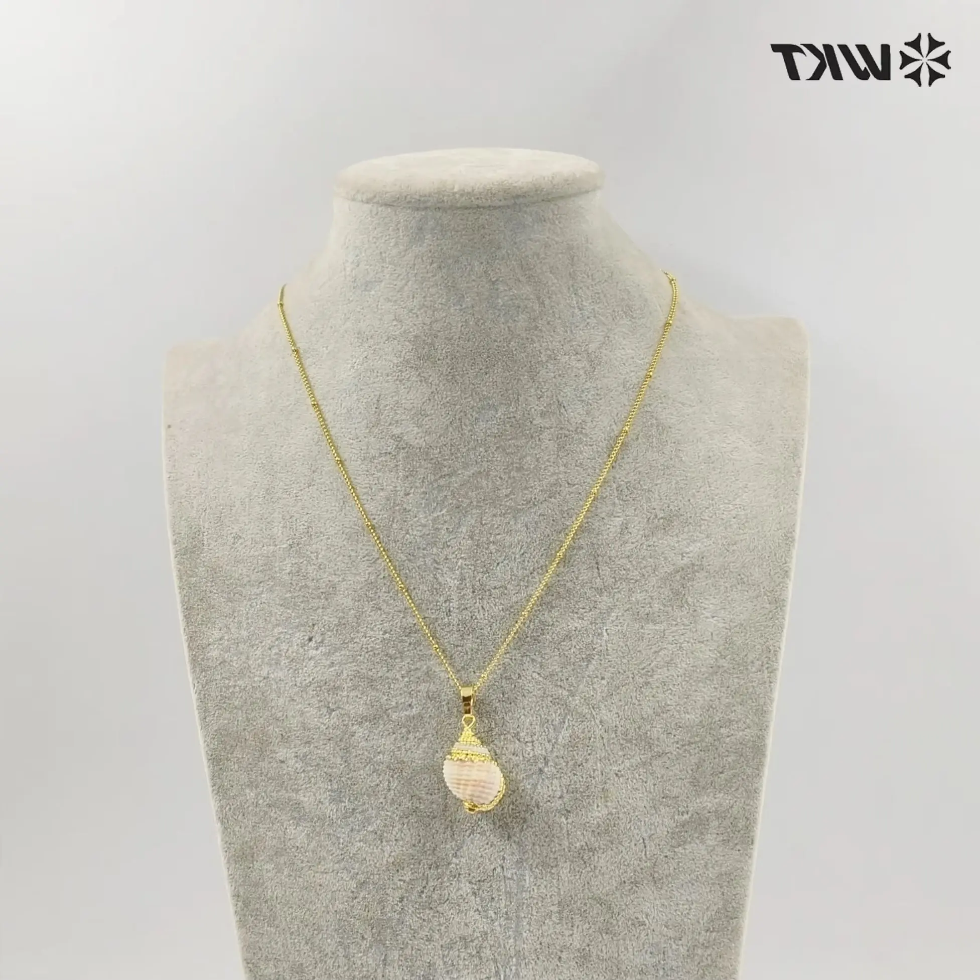 WT-JN023 WKT Новый дизайн, морское ожерелье с подвеской в форме ракушки неправильной формы, классический аксессуар с звеньевой цепочкой, аксессуар из 18-каратного золота
WT-JN023 WKT Новый дизайн, морское ожерелье с подвеской в форме ракушки неправильной формы, классический аксессуар с звеньевой цепочкой, аксессуар из 18-каратного золота