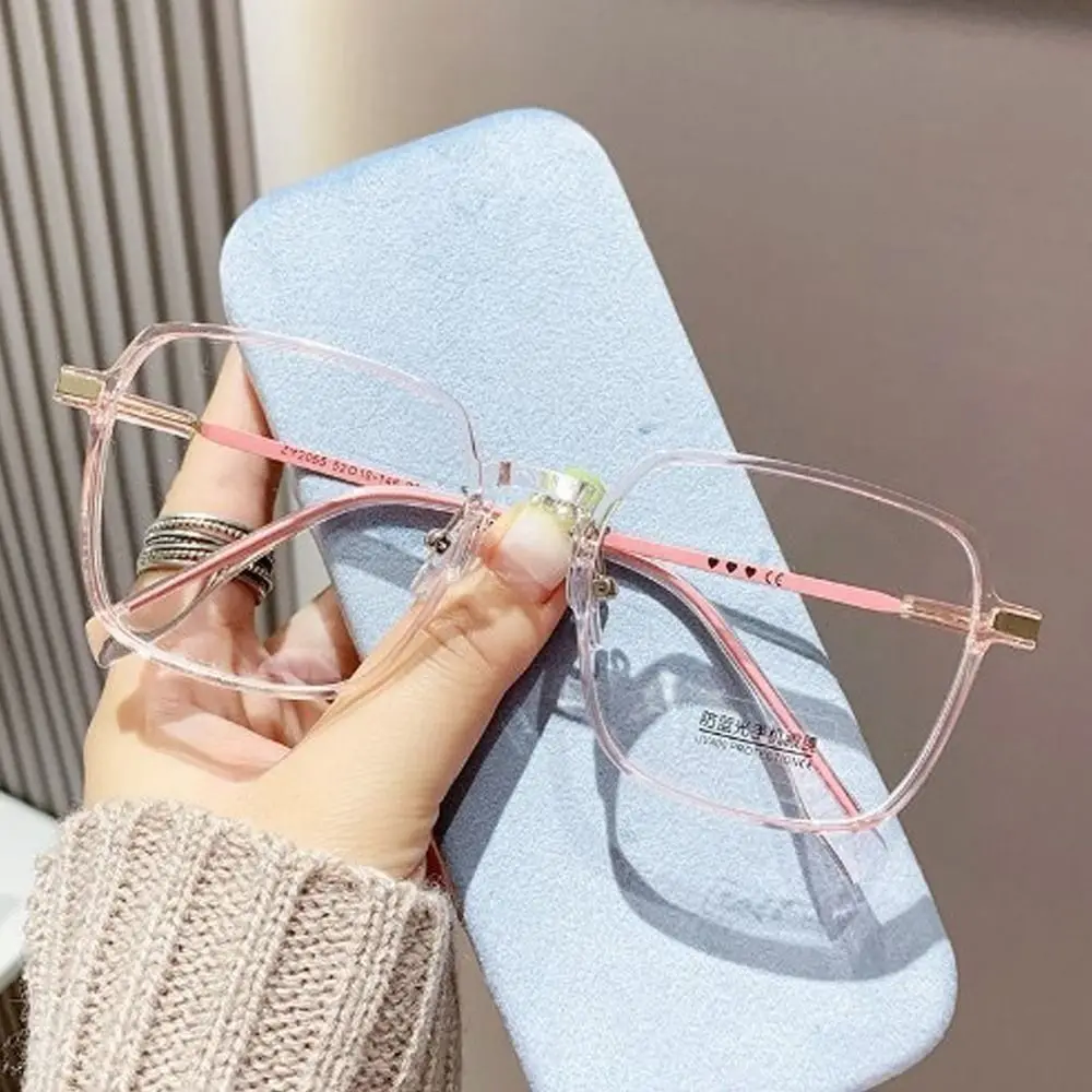 Blue Ray Blocking Anti-Blue Light Glasses Photosensitive Discoloration Eye Protection Square Eyeglasses Metal Ultralight
Blue Ray Blocking Anti-Blue Light Glasses Photosensitive Discoloration Eye Protection Square Eyeglasses Metal Ultralight
