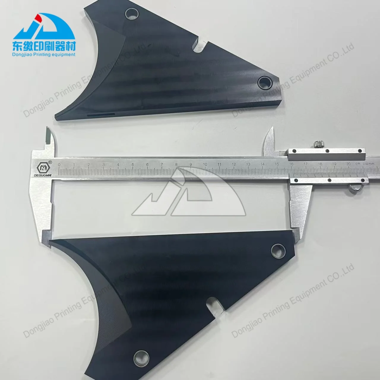 Запчасти для печатного оборудования: концевой блок чернилопровода E.F.41/20 80.07.C13-5254 для Roland 700, 1 пара концевых блоков чернилопровода
Запчасти для печатного оборудования: концевой блок чернилопровода E.F.41/20 80.07.C13-5254 для Roland 700, 1 пара концевых блоков чернилопровода