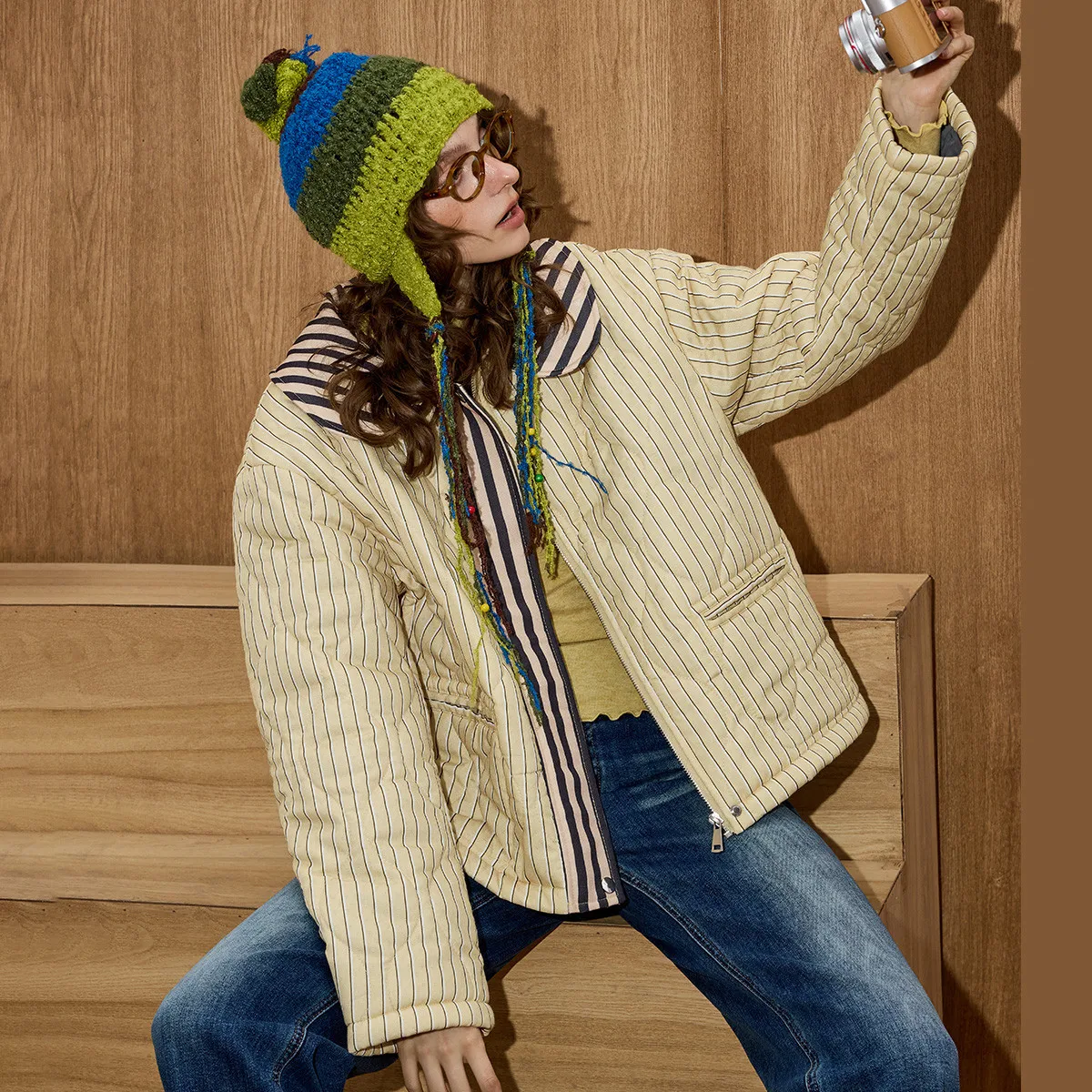 2025 Winter Women's American Vintage Quilted Coat Stripe Patchwork Parka Relaxed Loose Fit Plush Wadding Jacket Casual
2025 Winter Women's American Vintage Quilted Coat Stripe Patchwork Parka Relaxed Loose Fit Plush Wadding Jacket Casual