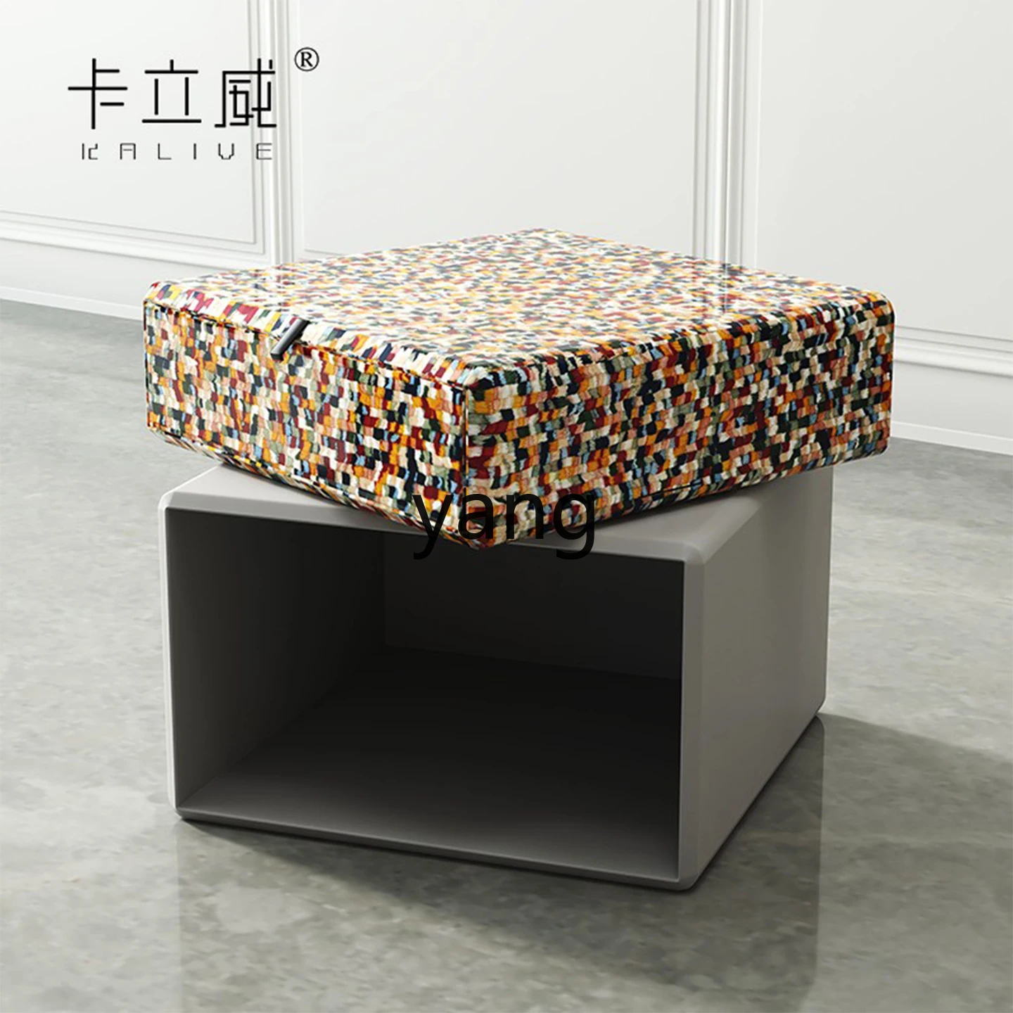 LMM rotatable rainbow edge a few minimalist square corner a few simple modern high-end artistic bedside table
LMM rotatable rainbow edge a few minimalist square corner a few simple modern high-end artistic bedside table