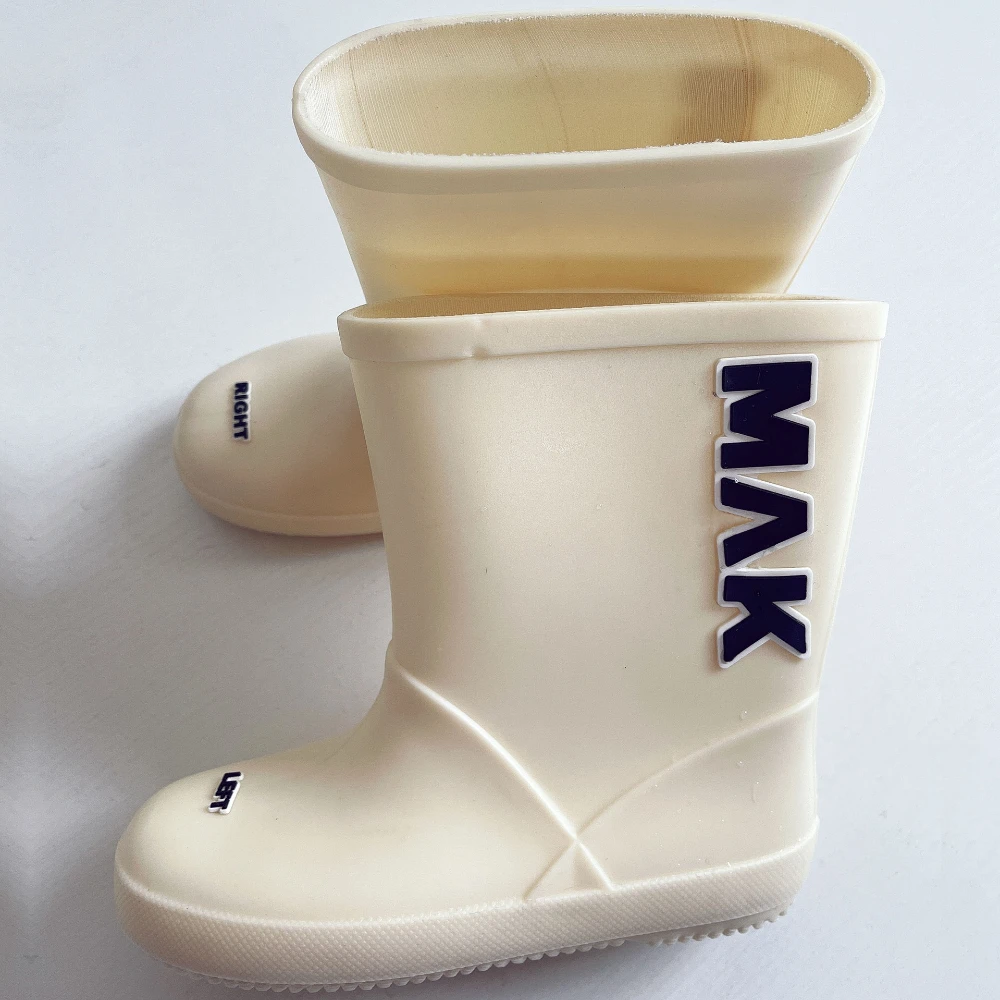 2023 Boys Girls Waterproof Rain Boots Mid-calf Rainboots Children Non-slip Wellies Boots Water Shoes CR24
2023 Boys Girls Waterproof Rain Boots Mid-calf Rainboots Children Non-slip Wellies Boots Water Shoes CR24
