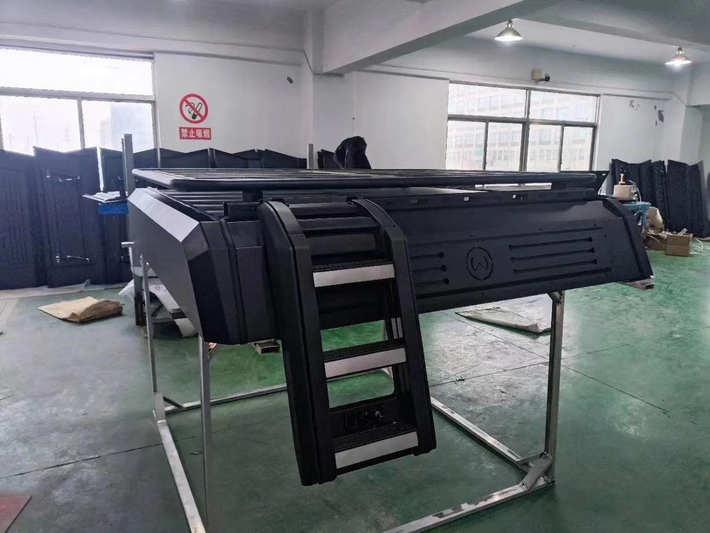 Waterproof steel/aluminum hardtop roof, pickup truck roof, camping car for Ford F150 Ranger Raptor
Waterproof steel/aluminum hardtop roof, pickup truck roof, camping car for Ford F150 Ranger Raptor