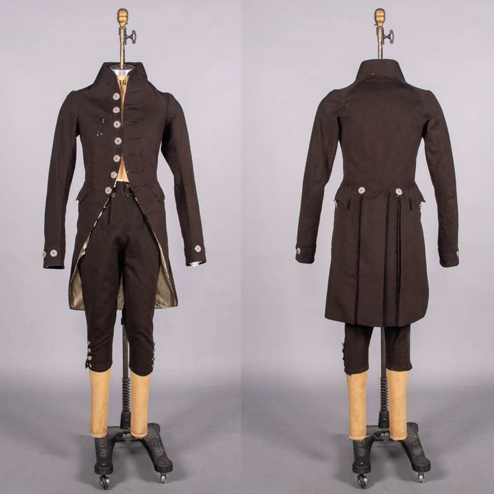 1800s Gothic Rococo Tailcoat Pants British Aristocrat Costume Victorian Court Colonial Military Uniform Men's Regency Outfits
1800s Gothic Rococo Tailcoat Pants British Aristocrat Costume Victorian Court Colonial Military Uniform Men's Regency Outfits