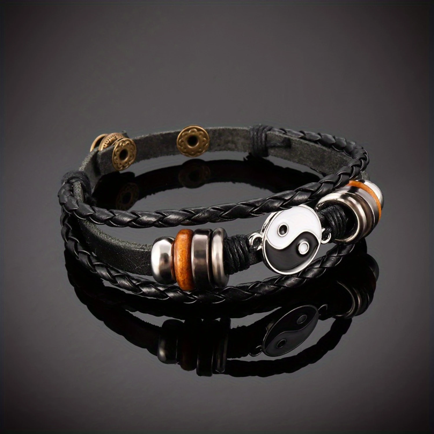 1pc Retro Tai Chi Yin Yang Pattern Bracelet, Simple PU Leather Bracelet, Good Friends Gift, Jewelry For Men
1pc Retro Tai Chi Yin Yang Pattern Bracelet, Simple PU Leather Bracelet, Good Friends Gift, Jewelry For Men