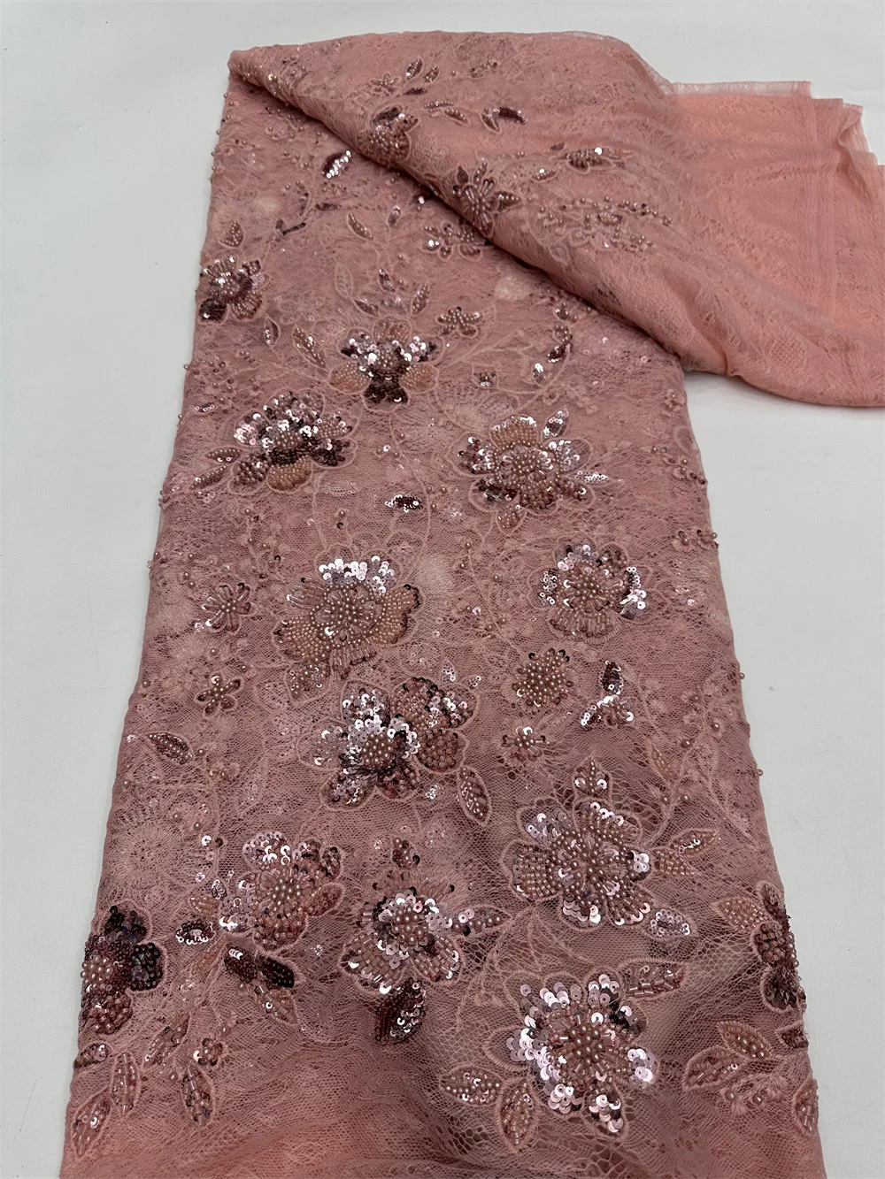 Latest African Groom Beaded Lace Fabric 2026 High Quality Nigerian French Sequin Lace Fabric for Bridal Wedding Party Dresses
Latest African Groom Beaded Lace Fabric 2026 High Quality Nigerian French Sequin Lace Fabric for Bridal Wedding Party Dresses