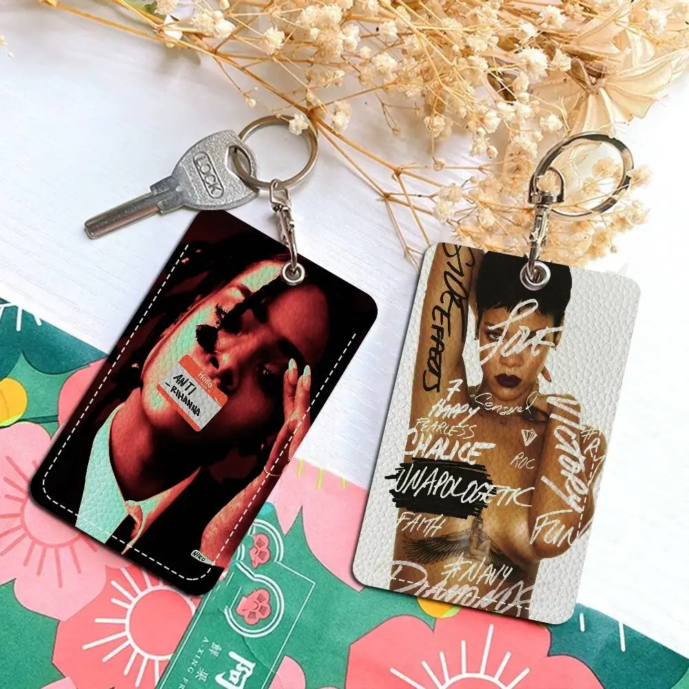 Персонализированный держатель для карт Hot Singer R-RIHANNAS, подходит для банковских карт, проездных, карт метро, автобусных карт, кошельков, бейджей, брелоков.
Персонализированный держатель для карт Hot Singer R-RIHANNAS, подходит для банковских карт, проездных, карт метро, автобусных карт, кошельков, бейджей, брелоков.