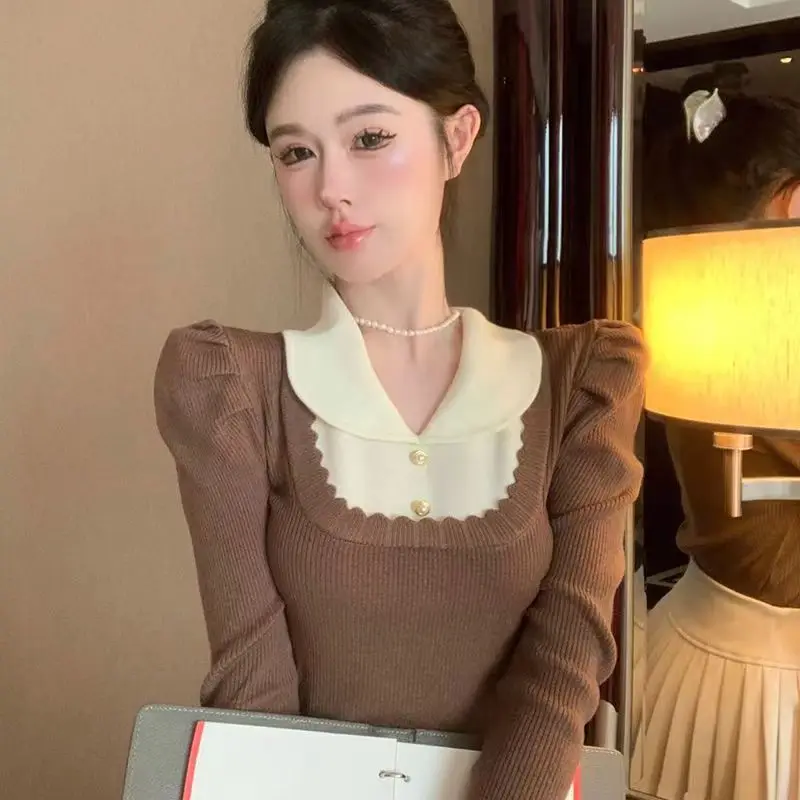 Fake Two-Piece Sweater Contrasting Color Stitching Women Autumn Hepburn Style Retro Puff Sleeves Versatile Sweater Slim Fit Top
Fake Two-Piece Sweater Contrasting Color Stitching Women Autumn Hepburn Style Retro Puff Sleeves Versatile Sweater Slim Fit Top