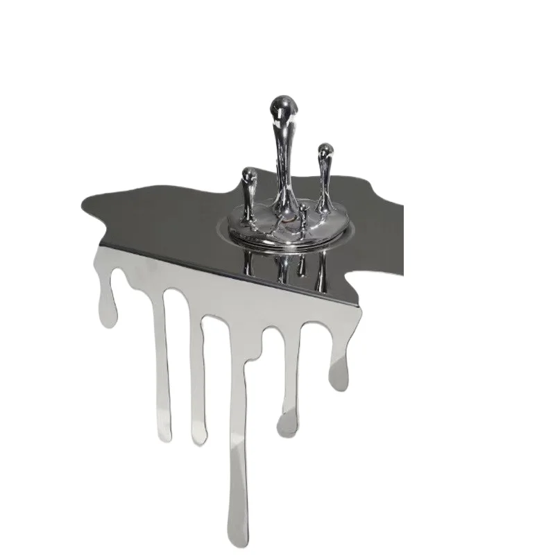 Simple light luxury silver metal tray ornament, living room TV cabinet pendant, model room soft decoration handicrafts
Simple light luxury silver metal tray ornament, living room TV cabinet pendant, model room soft decoration handicrafts