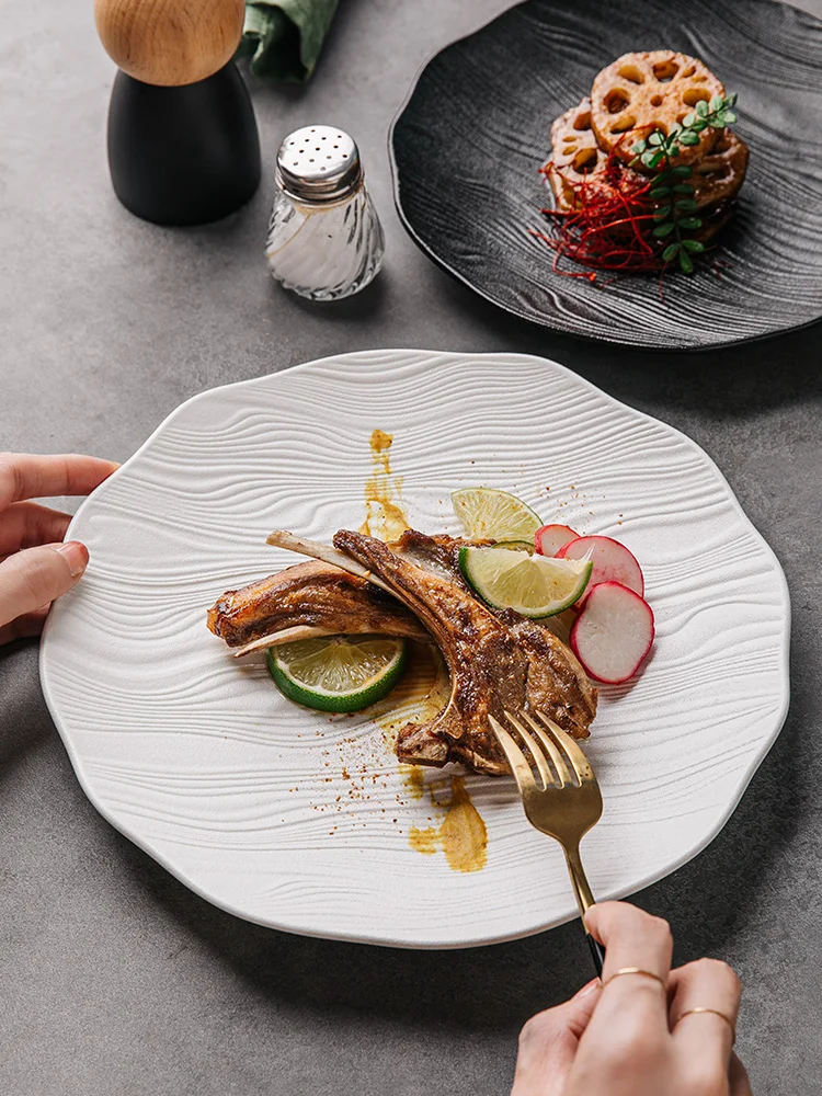 Креативная кружевная полосатая керамическая тарелка, изысканная круглая матовая тарелка в стиле вестерн, холодильная тарелка для отеля, сервировочная тарелка, посуда, кухонная утварь
Креативная кружевная полосатая керамическая тарелка, изысканная круглая матовая тарелка в стиле вестерн, холодильная тарелка для отеля, сервировочная тарелка, посуда, кухонная утварь