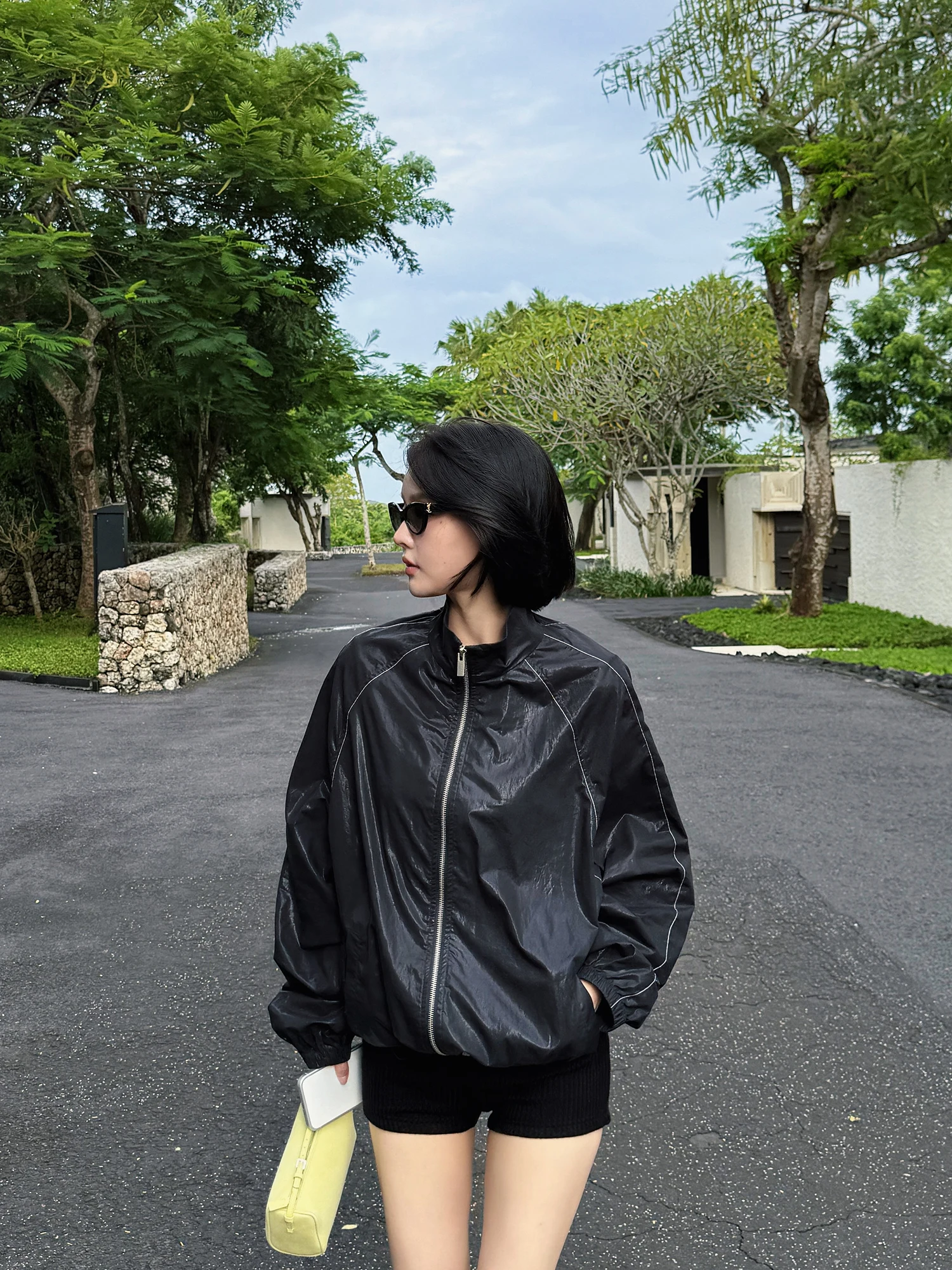 Classic Reimagined FORNIYOYO Jacket with Drawstring Hem Stand Collar 3D Tailoring Breathable Cotton Women's Spring Coat
Classic Reimagined FORNIYOYO Jacket with Drawstring Hem Stand Collar 3D Tailoring Breathable Cotton Women's Spring Coat