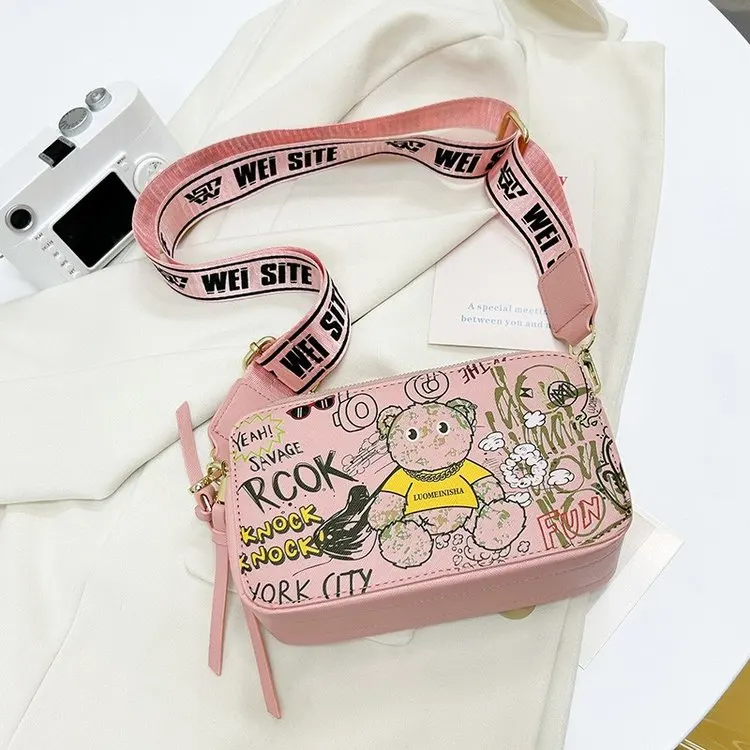 2025 Women's Fashion Square Bag Contrasting Color Wide Strap Shoulder Purse Camera Messenger Foldable Photographer Must-Have
2025 Women's Fashion Square Bag Contrasting Color Wide Strap Shoulder Purse Camera Messenger Foldable Photographer Must-Have