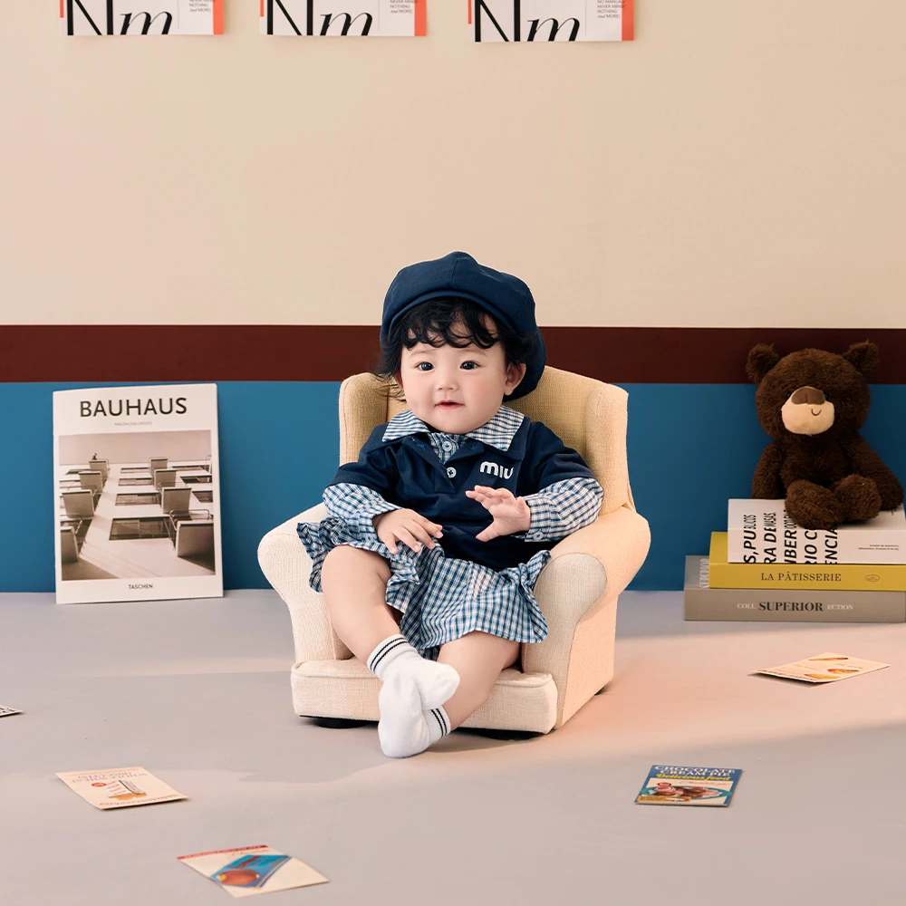 First Birthday Baby Photography Props Beret+Infant Costume Teddy Bear Doll Card Decorative Props Photo Studio Shooting Accessory
First Birthday Baby Photography Props Beret+Infant Costume Teddy Bear Doll Card Decorative Props Photo Studio Shooting Accessory