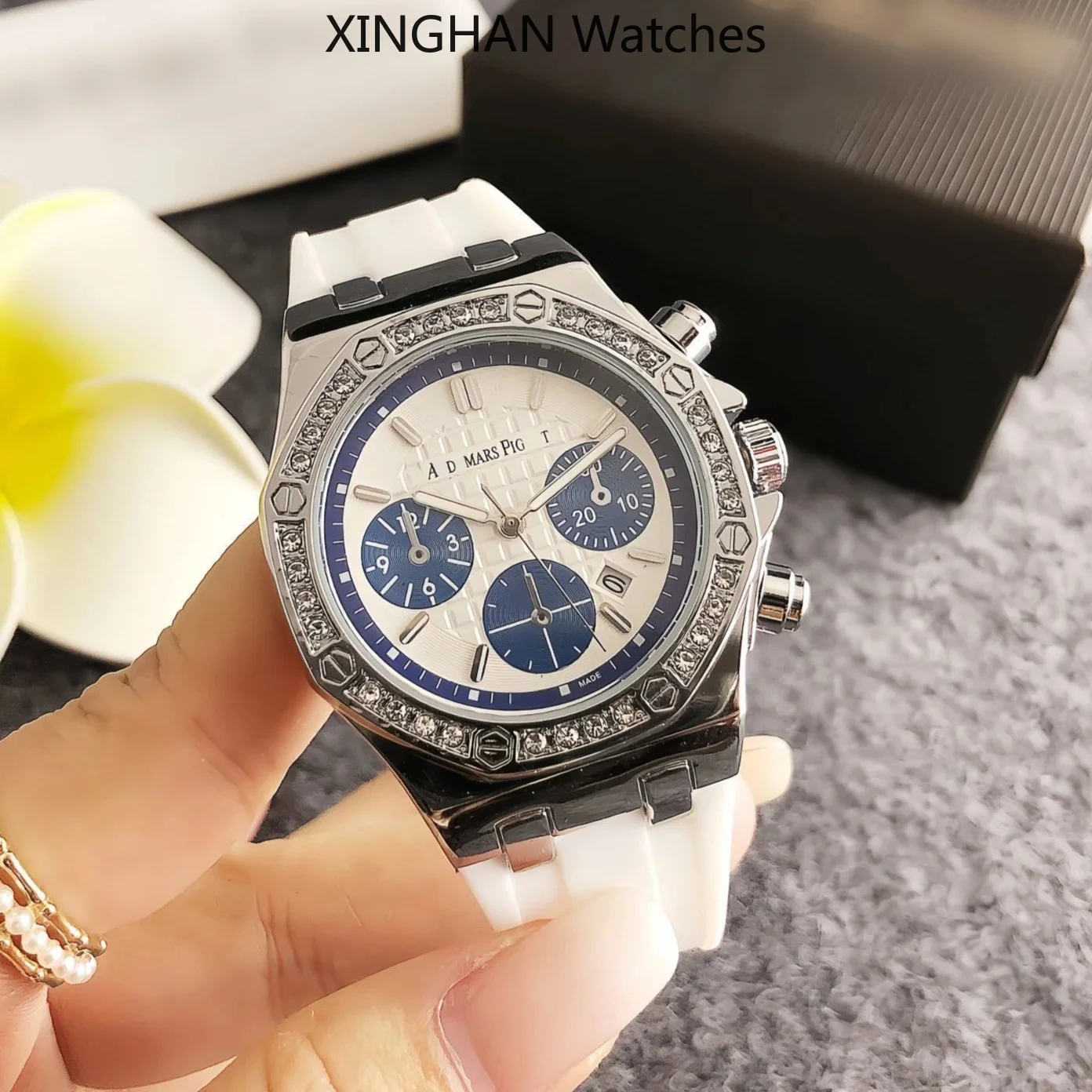 New Women's Watches, 2026 Model High-end Ladies' Sports Wristwatch, Suitable for The European and American Markets, Equipped with Calendar Function. 38mm Large Dial, Fashionable Business Men's Watch, Versatile Couple's Wristwatch. Quartz Wristwatches
New Women's Watches, 2026 Model High-end Ladies' Sports Wristwatch, Suitable for The European and American Markets, Equipped with Calendar Function. 38mm Large Dial, Fashionable Business Men's Watch, Versatile Couple's Wristwatch. Quartz Wristwatches