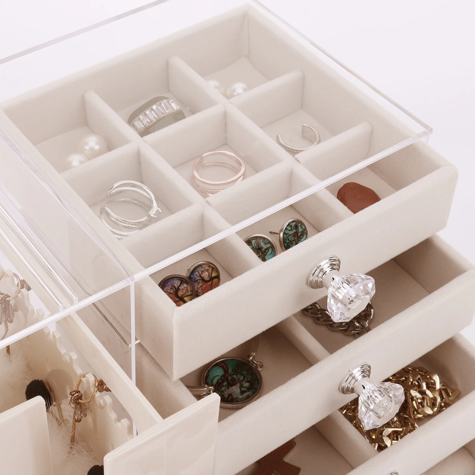 Earring Hanger Multifunctional Jewelry Holder Box with 4 Drawer Earring Storage Box Large Capacity for Bedroom Dressing Table
Earring Hanger Multifunctional Jewelry Holder Box with 4 Drawer Earring Storage Box Large Capacity for Bedroom Dressing Table