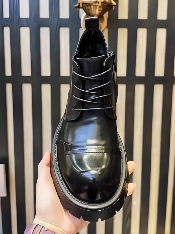 Men's Casual Leather Shoes Warm Fleece Lined Comfortable Business Versatile Fall Winter High Quality Shoes Fashionable Boots
Men's Casual Leather Shoes Warm Fleece Lined Comfortable Business Versatile Fall Winter High Quality Shoes Fashionable Boots